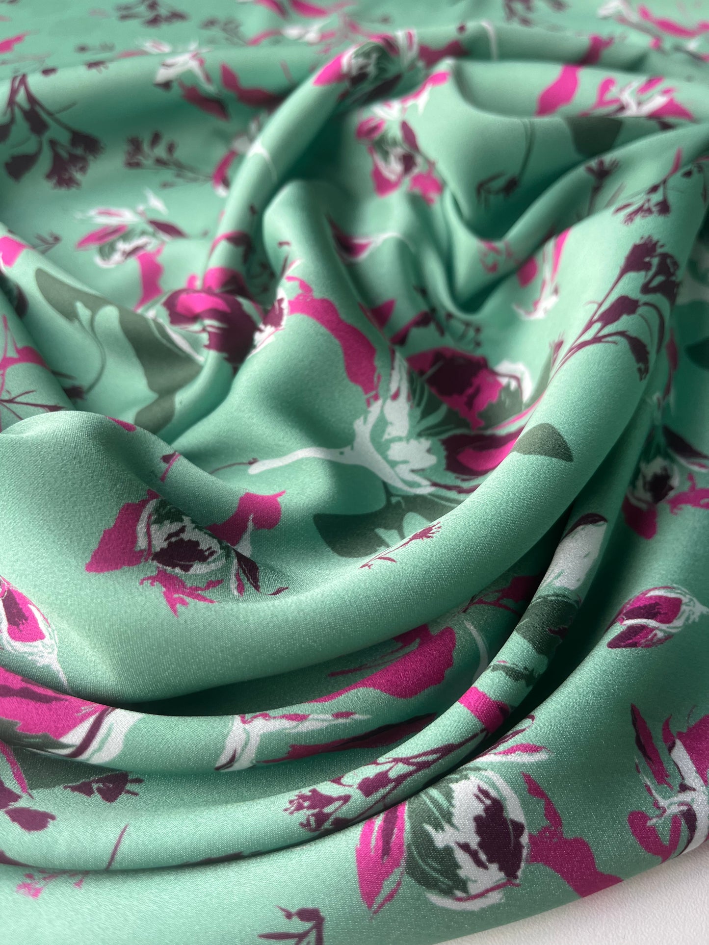 MAYA 020 silky satinbastract flowers digital