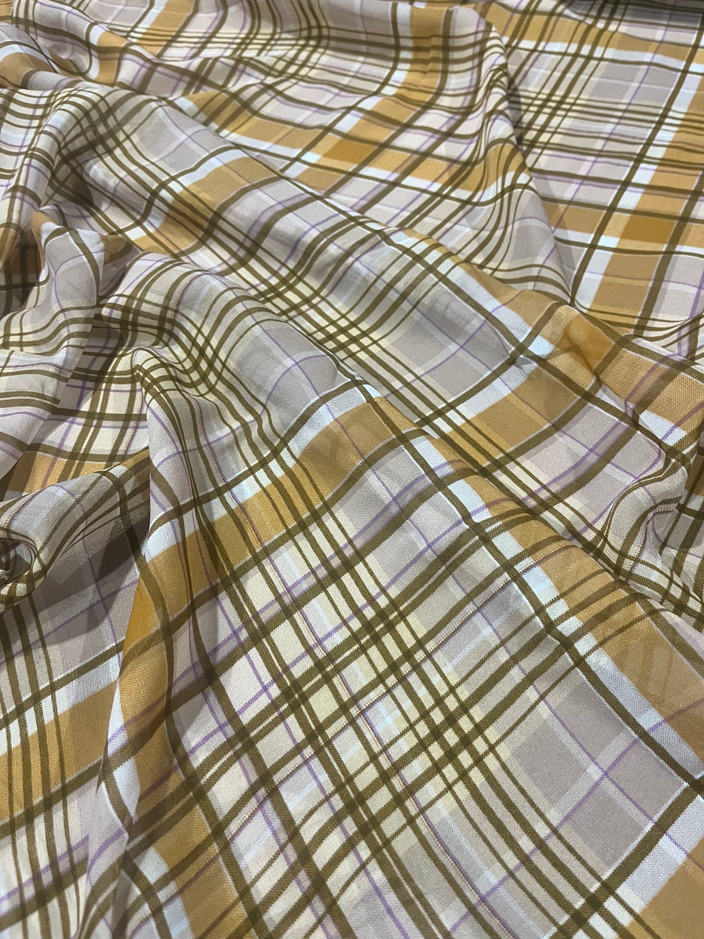 B02 CLUB 260 viscose crêpe checks