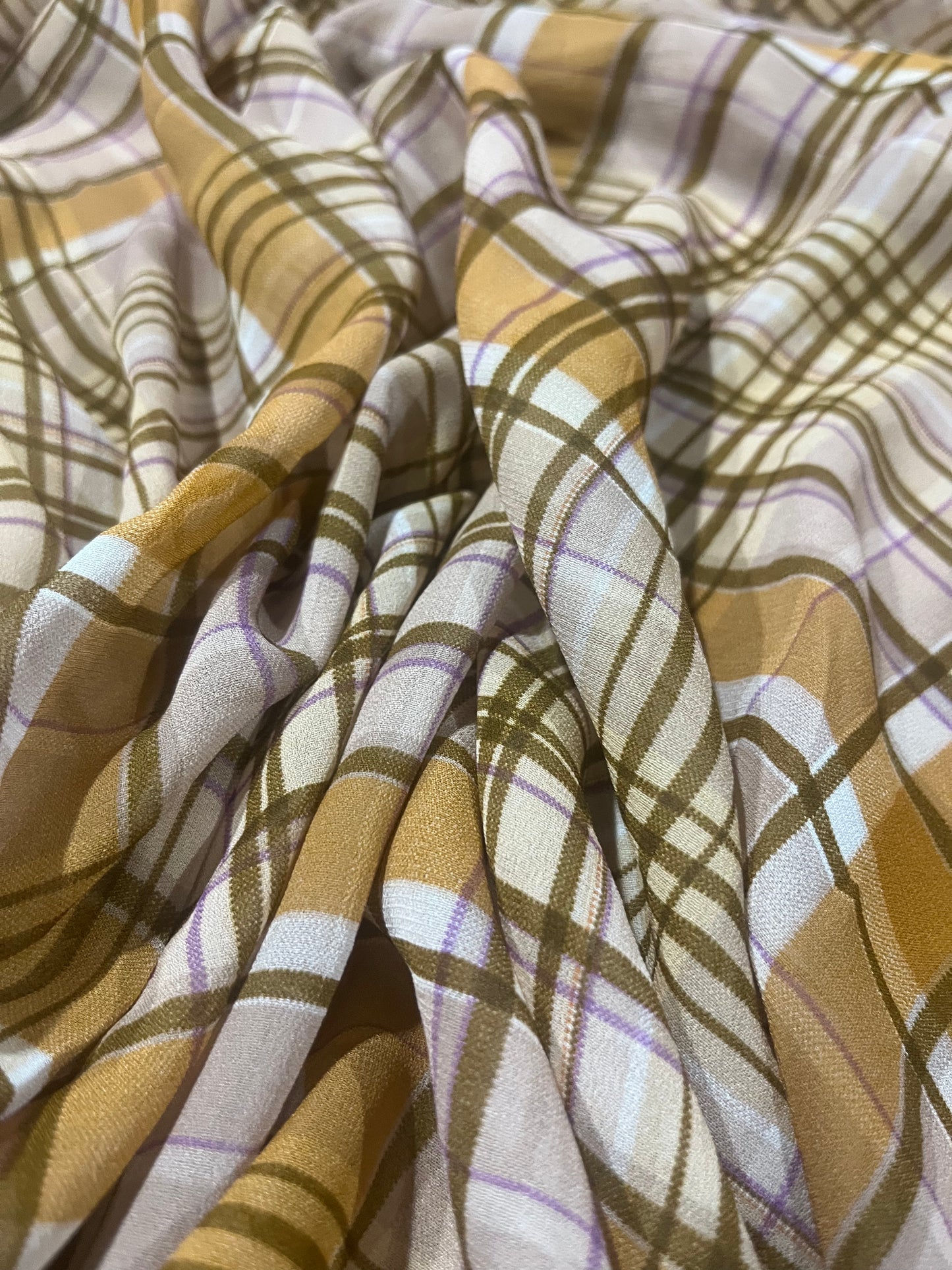 B02 CLUB 260 viscose crêpe checks