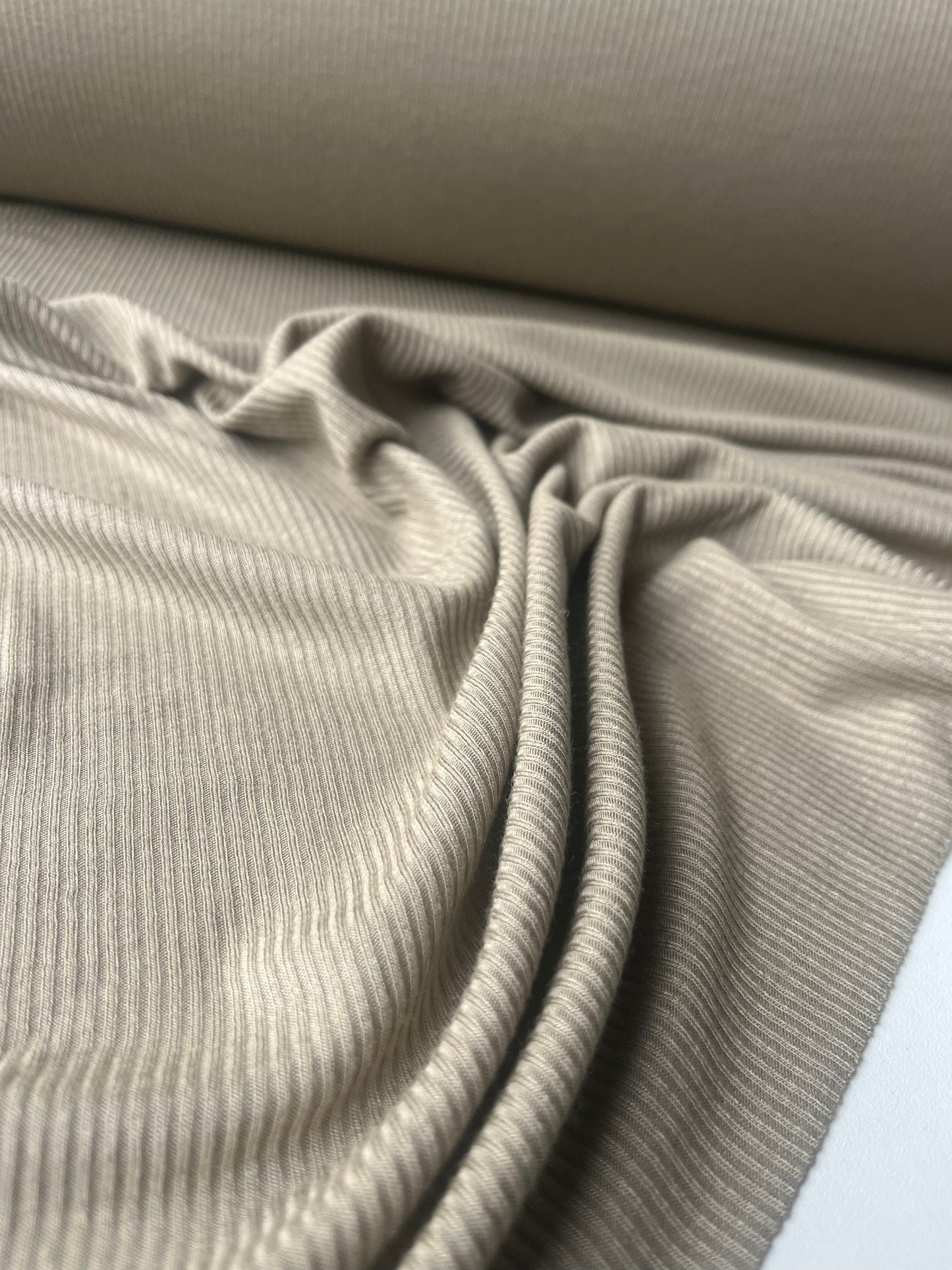 POLO 004 viscose rib sand