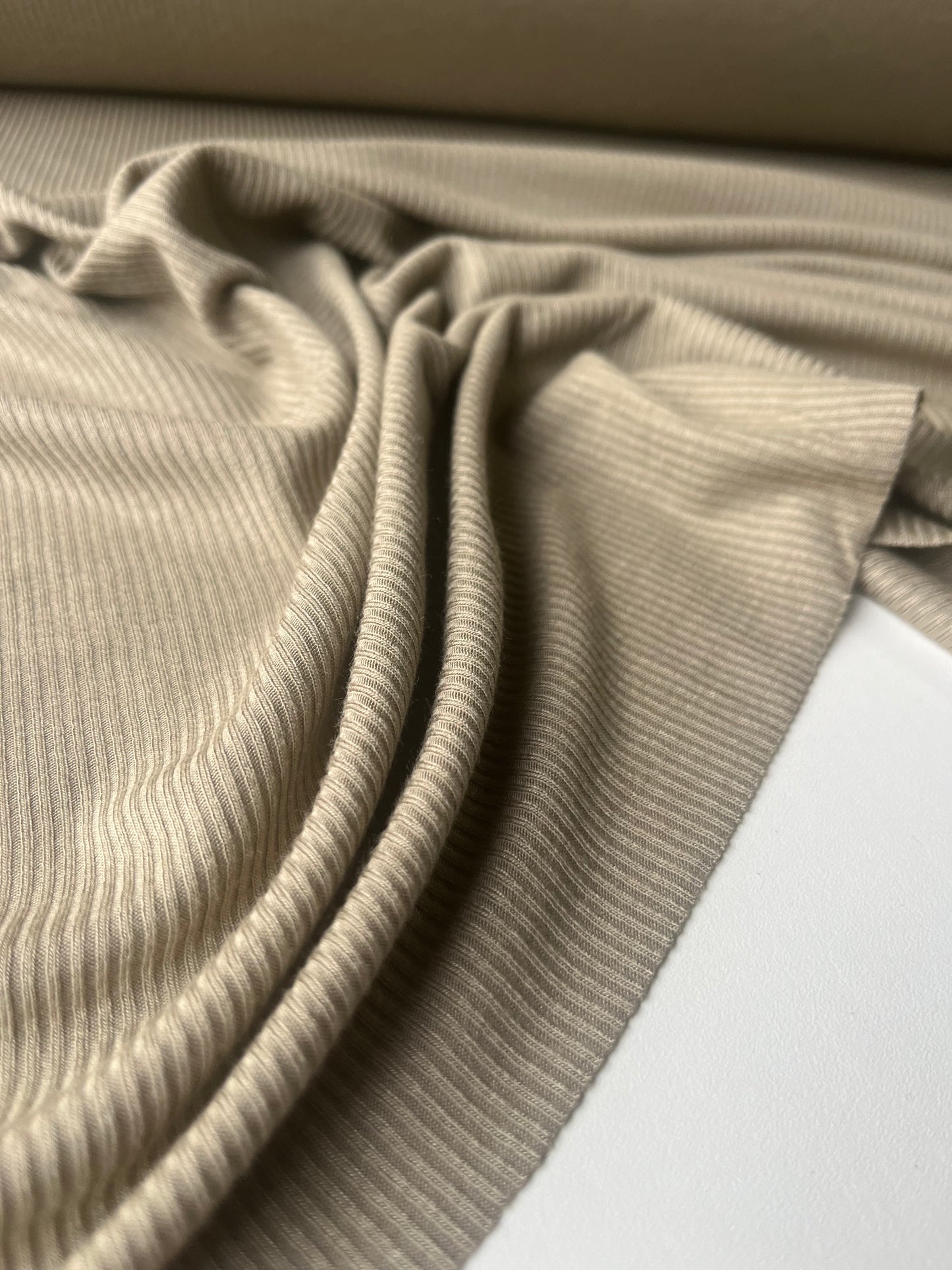 POLO 004 viscose rib sand