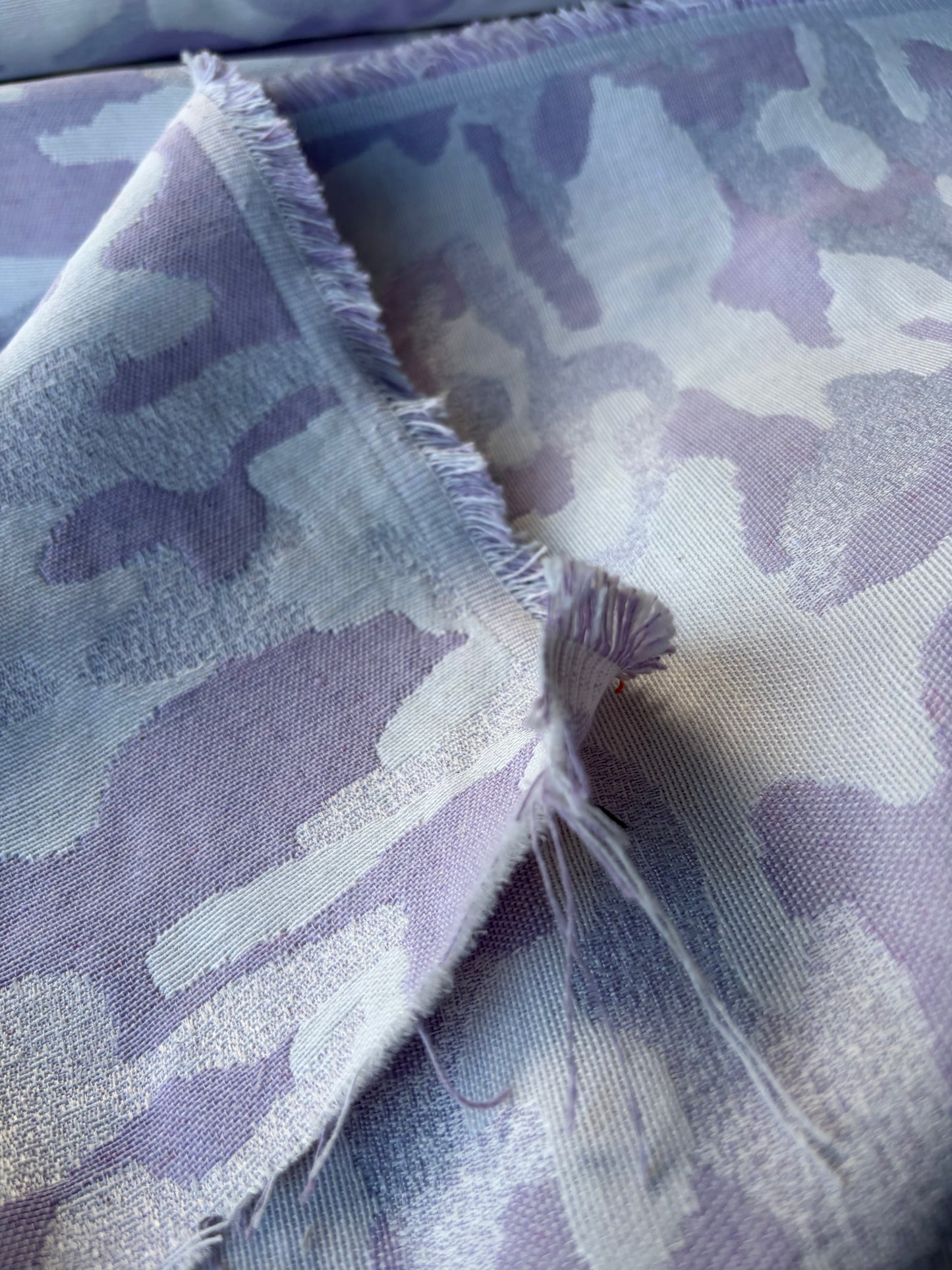 JEAN 030 cotton jacquard camouflage lilac