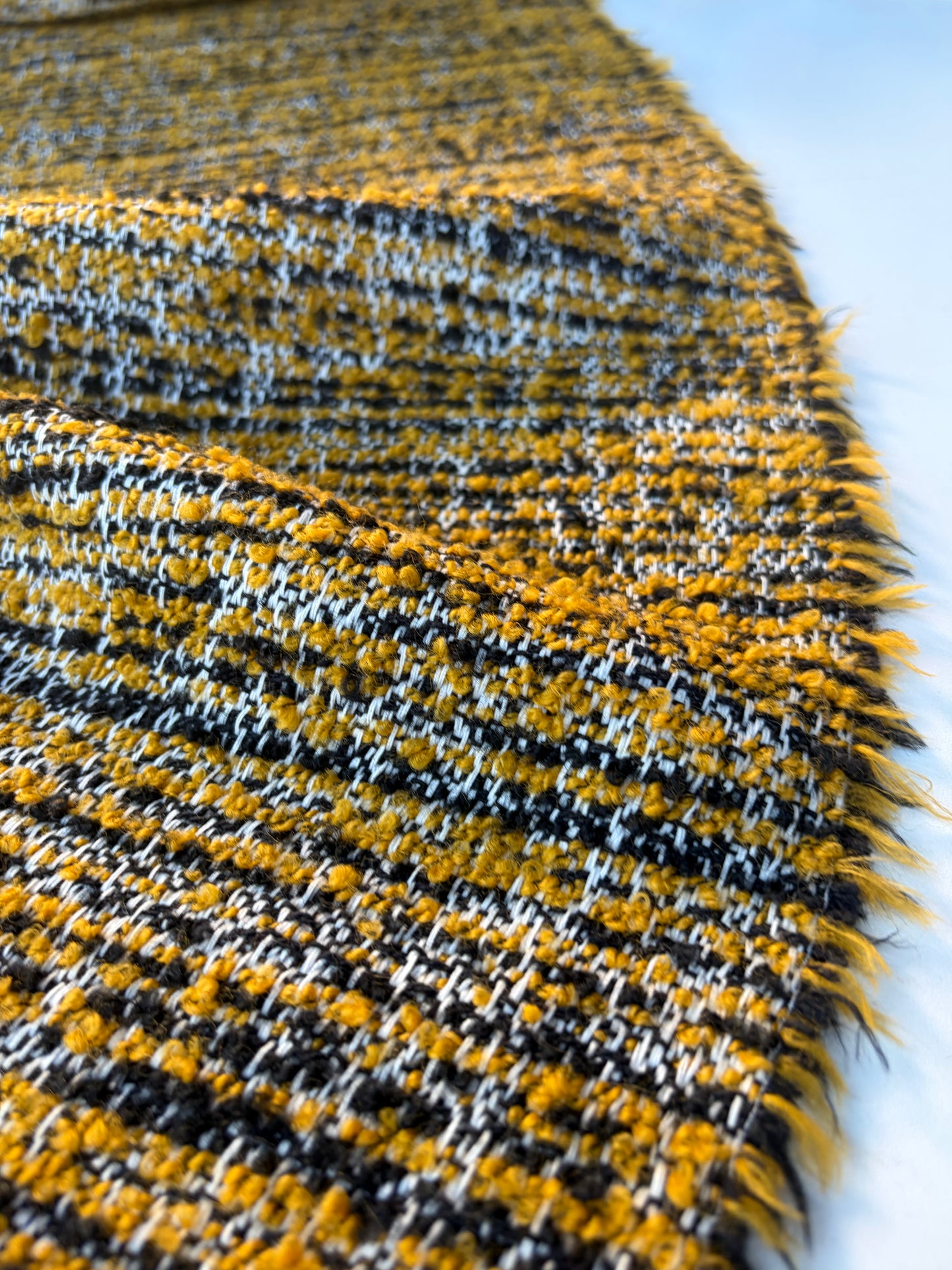 NOA 008 wool tweed curry
