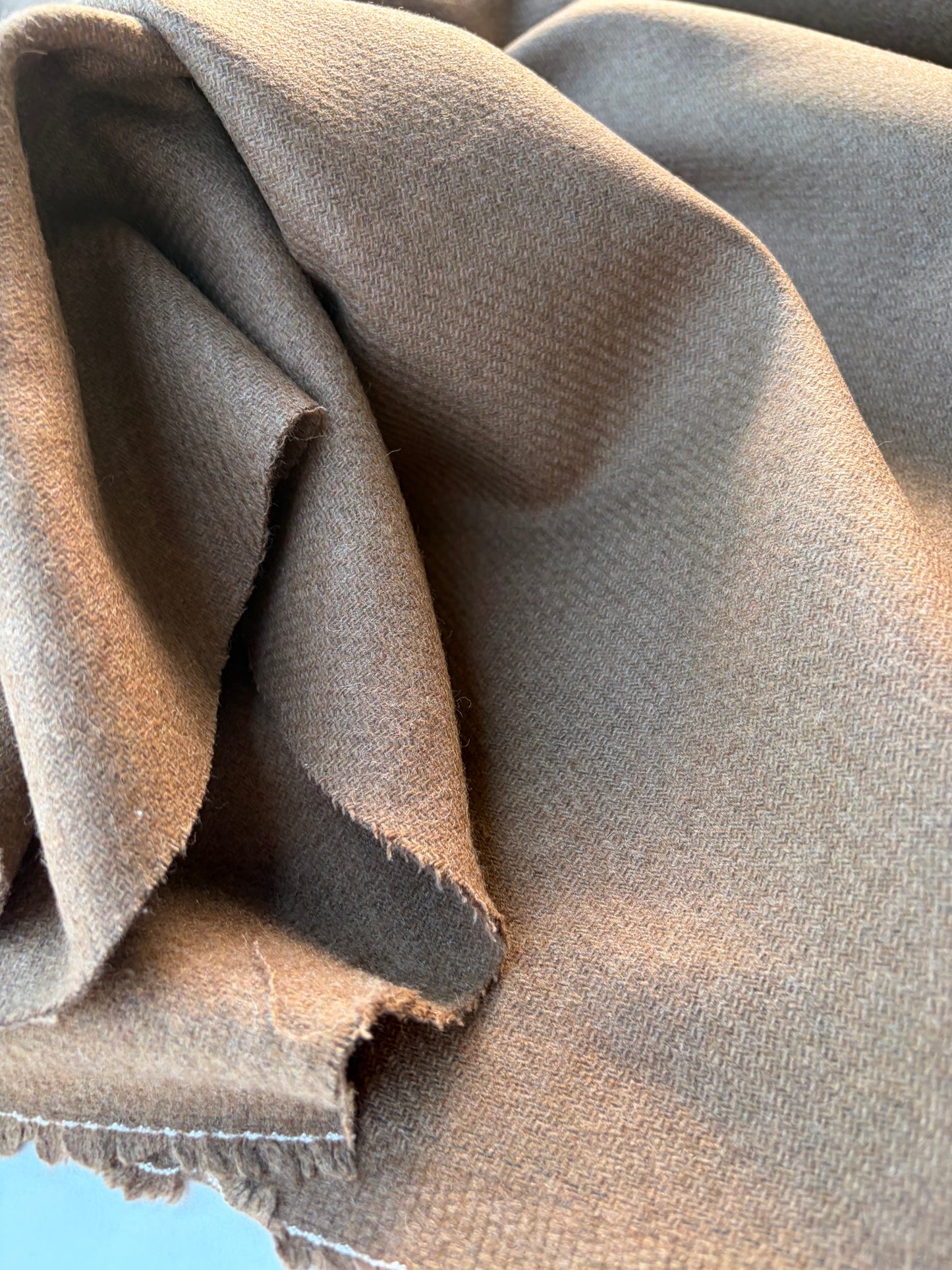 NOA 014 heavy carded wool camel
