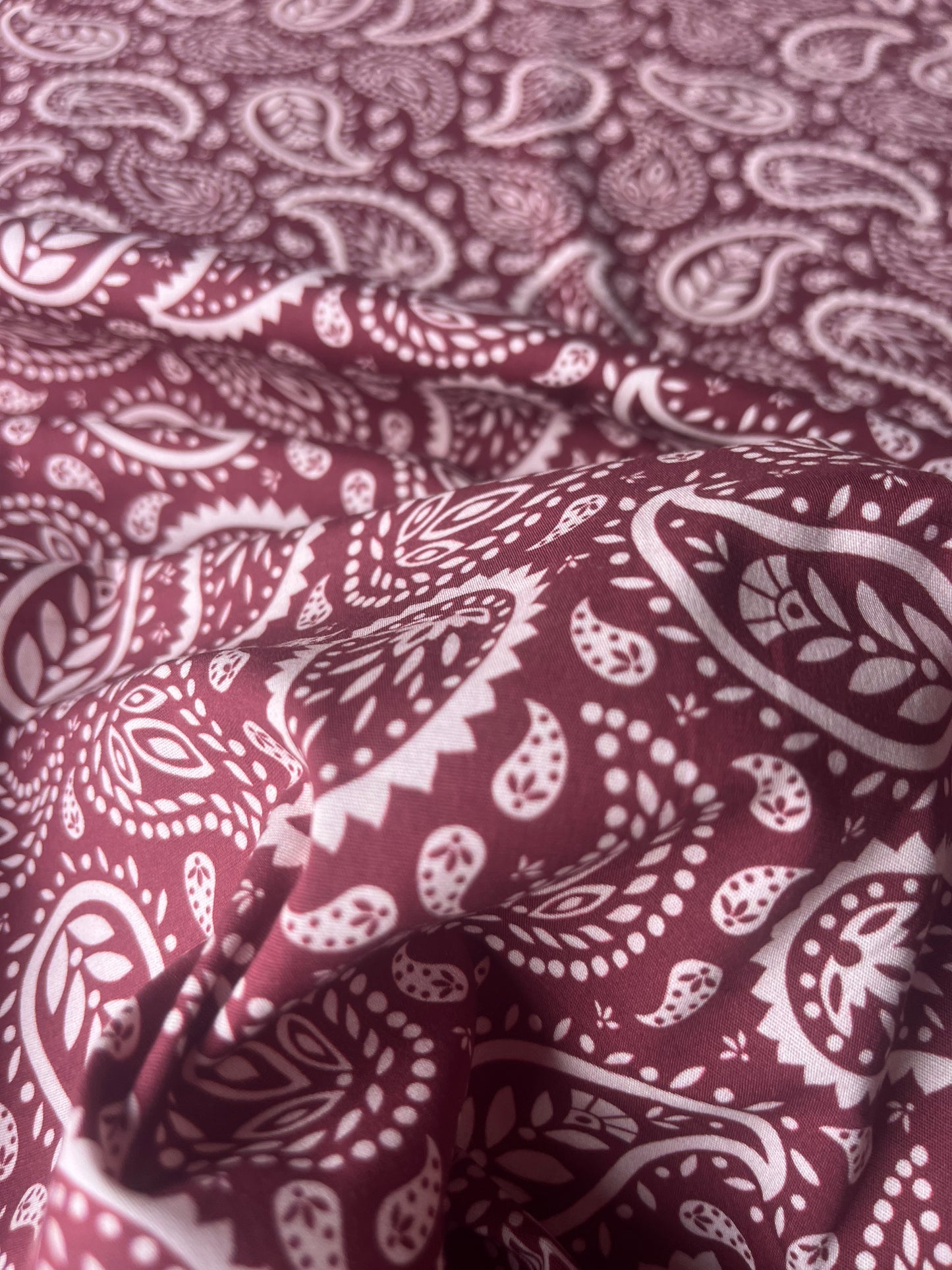 POLO 037 poplin stretch paisley digital print