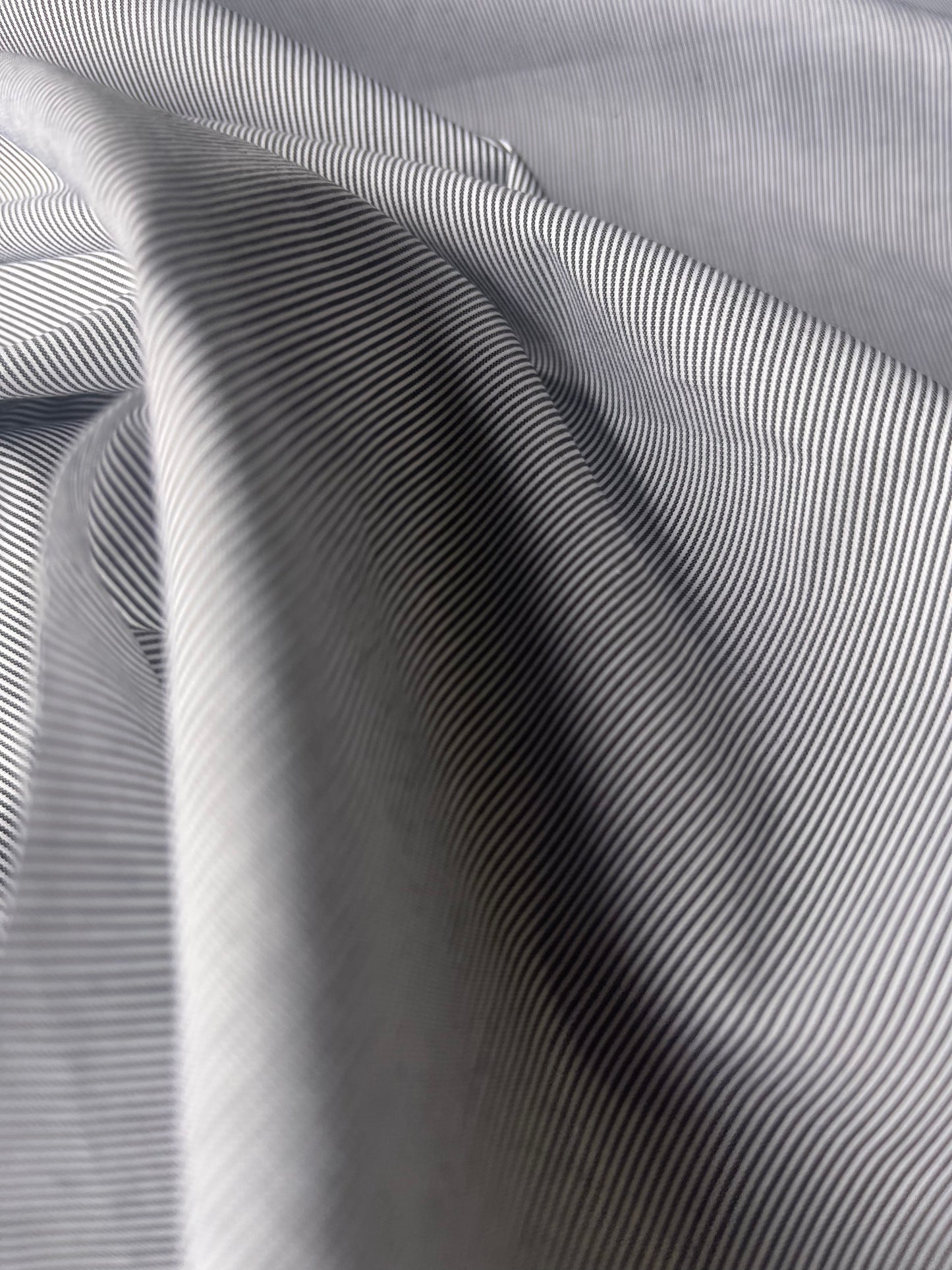 POLO 040 poplin stretch hairline stripe black/white