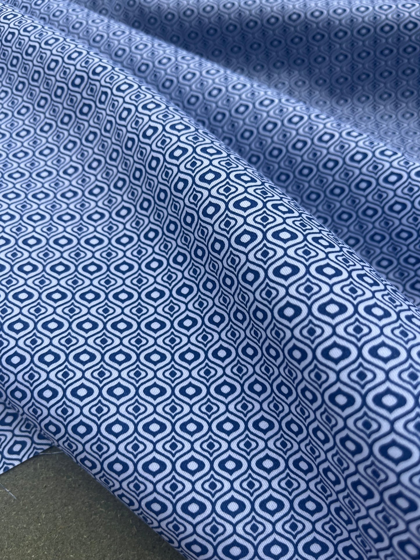 LANDRY 033 cotton twill navy/white small design