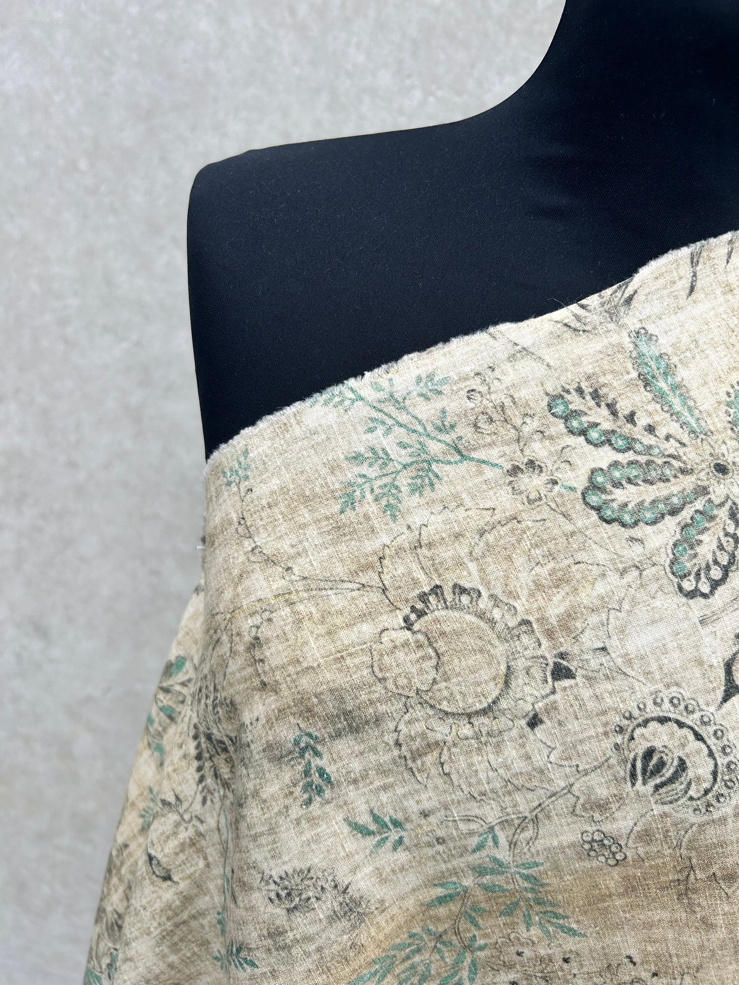 VIVIENNE 002 cotton linen vintage print