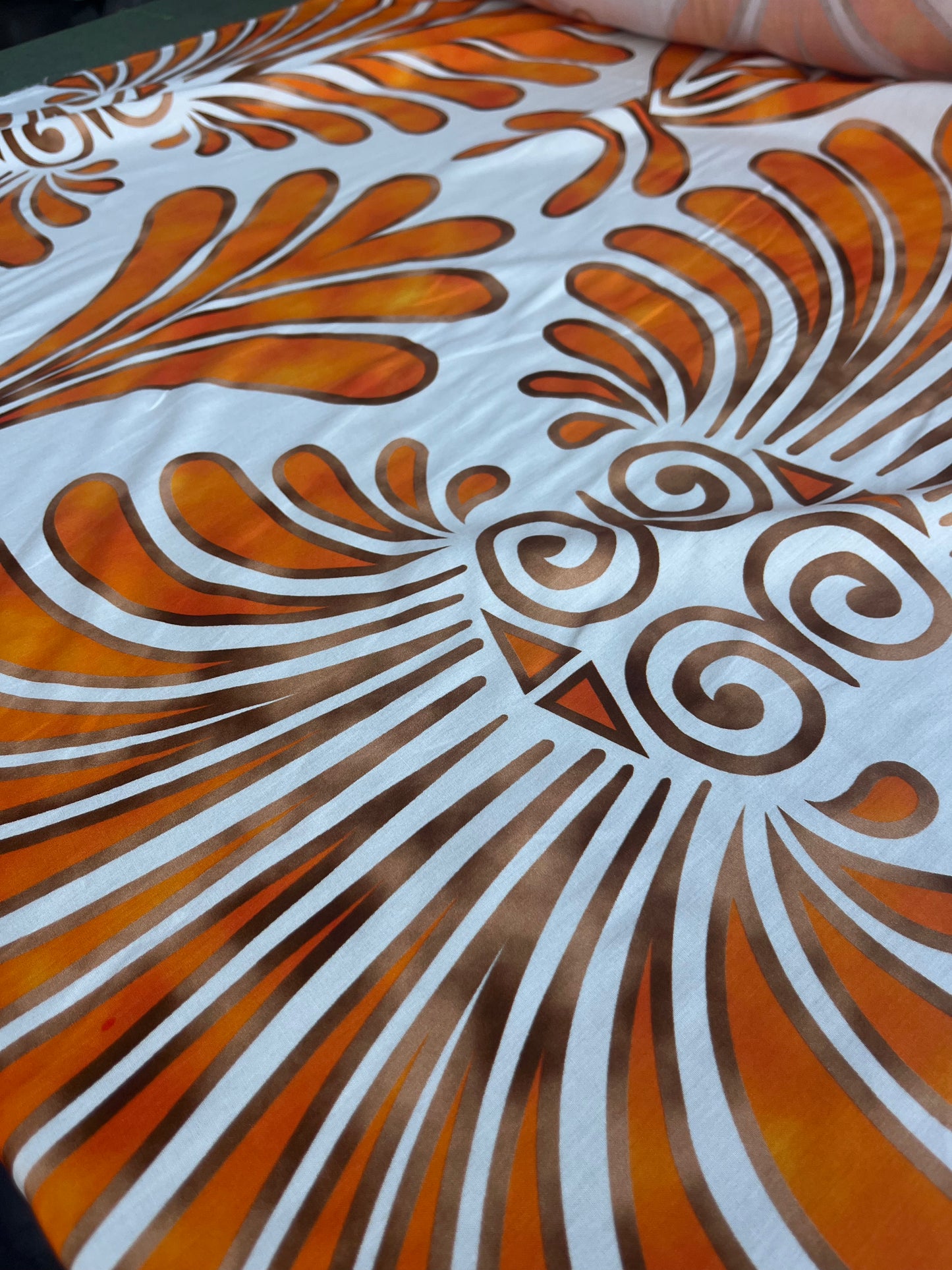 SPLASH 007 viscose with orange splash print
