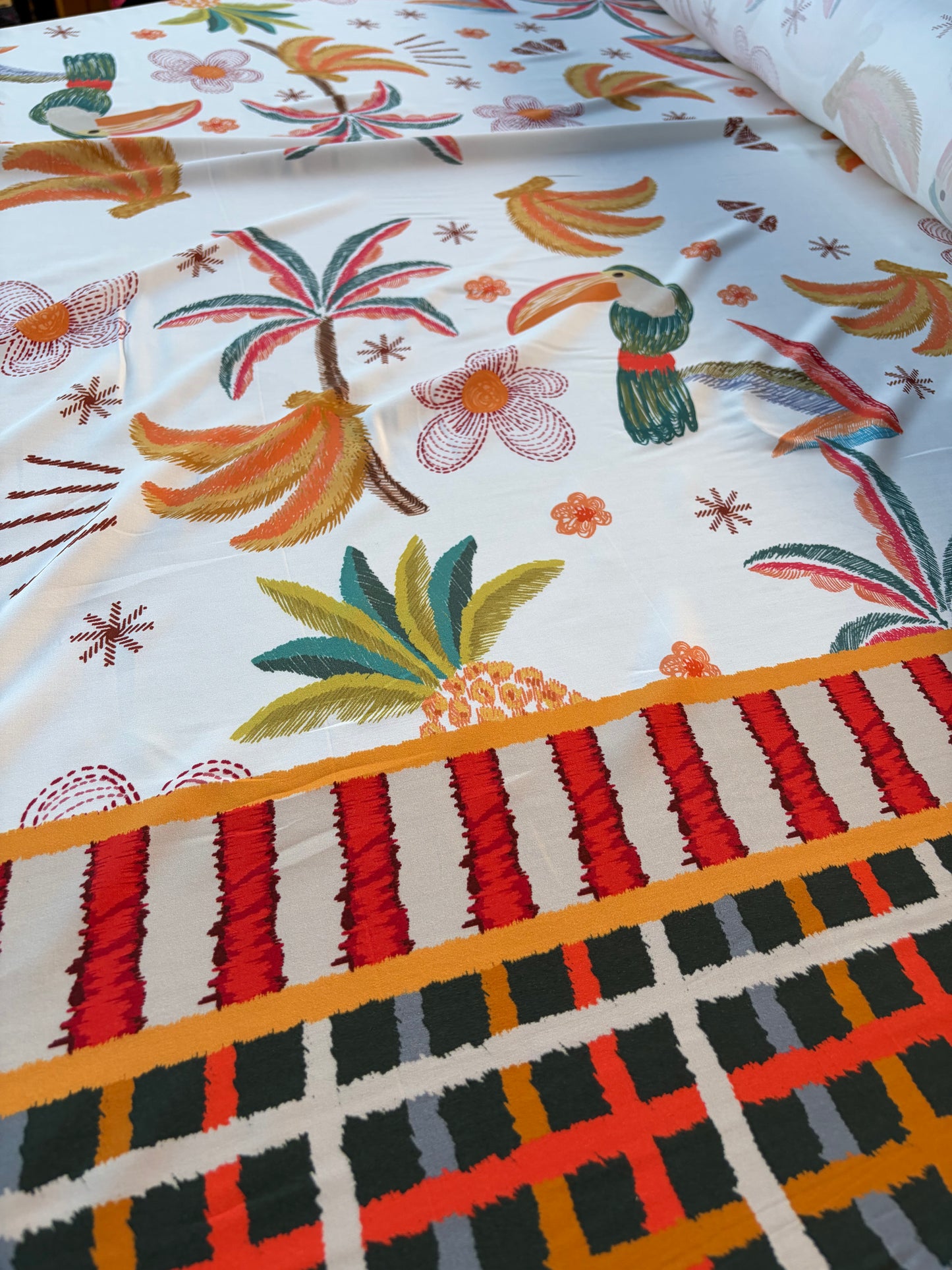 HOMER 025 viscose print double border checks and palmtrees