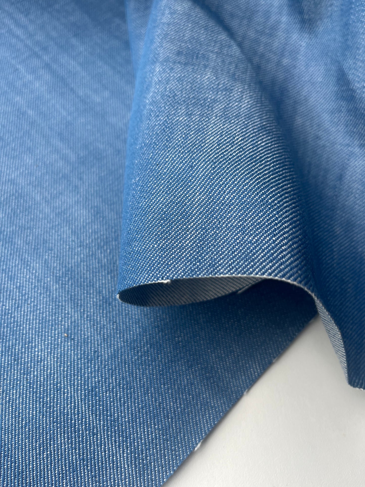 JACOB 2020 raw light indigo denim, no stretch red selvedge