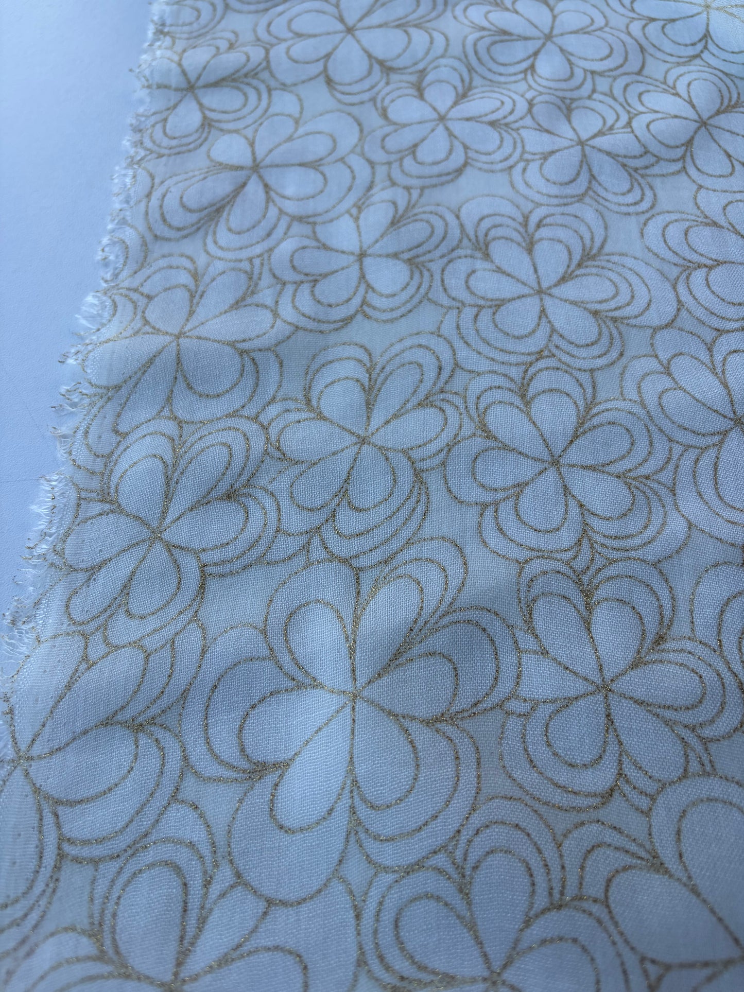 HOMER 040 cotton voile golden print