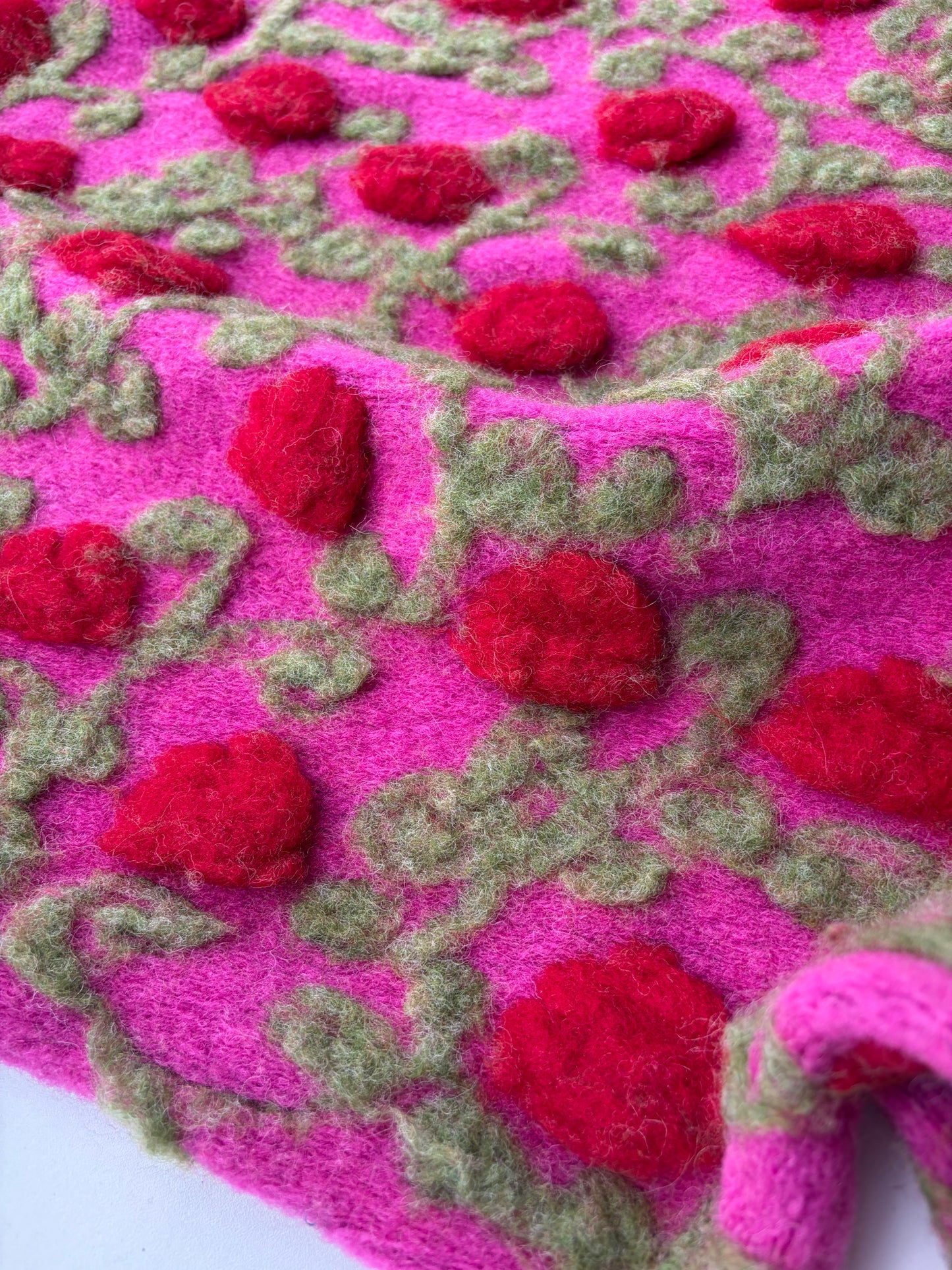 JOEL 020 heavy boiled wool with applicated flower design