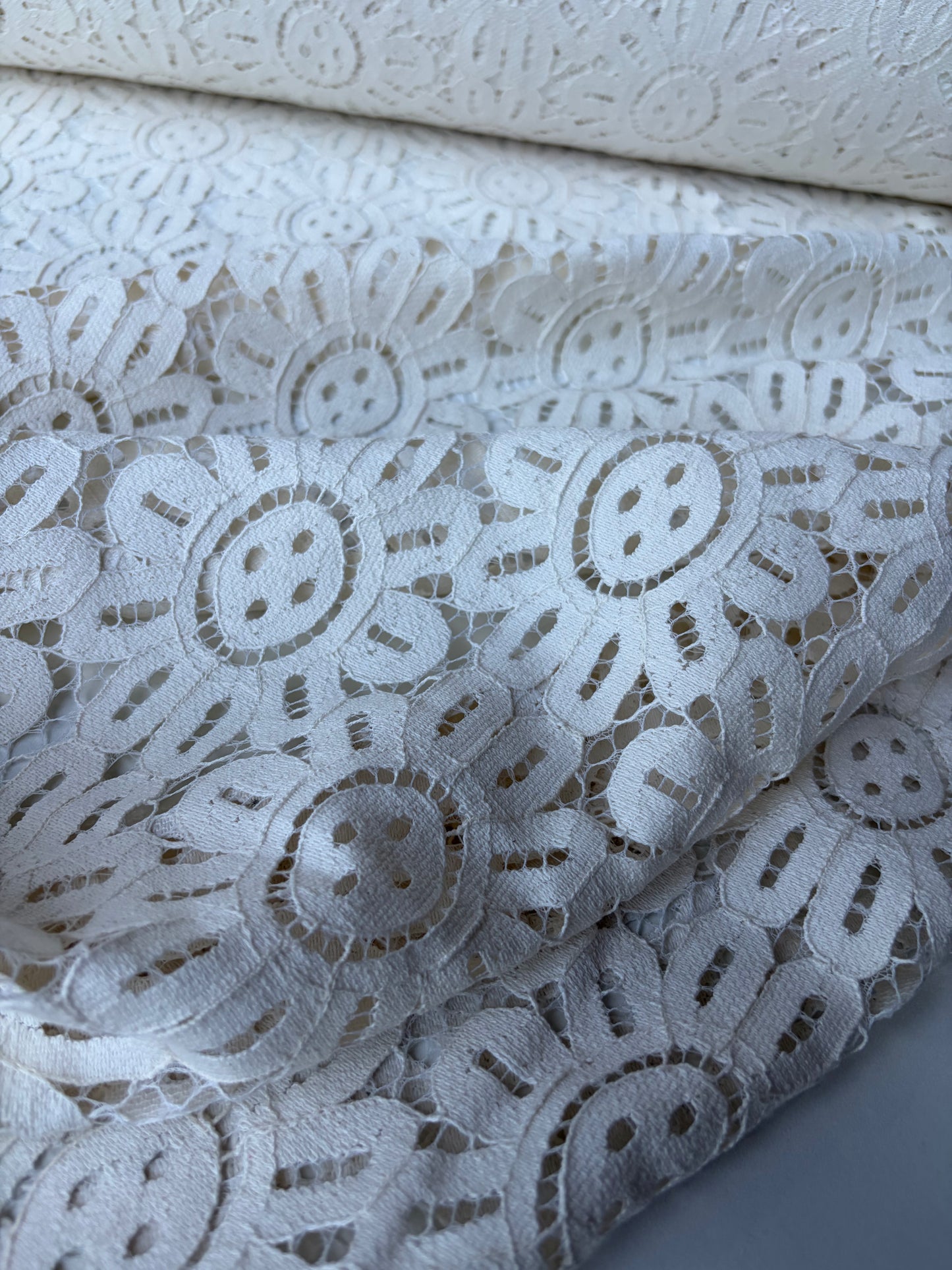 MARGE 009 cotton crochet flowers ecru
