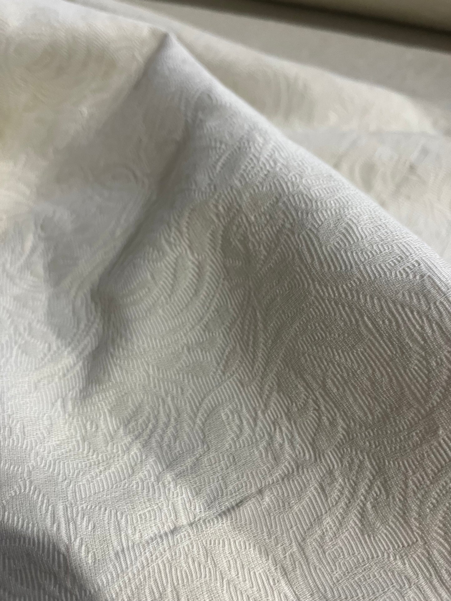 GASPARD 007 cotton stretch sand ornamental jacquard