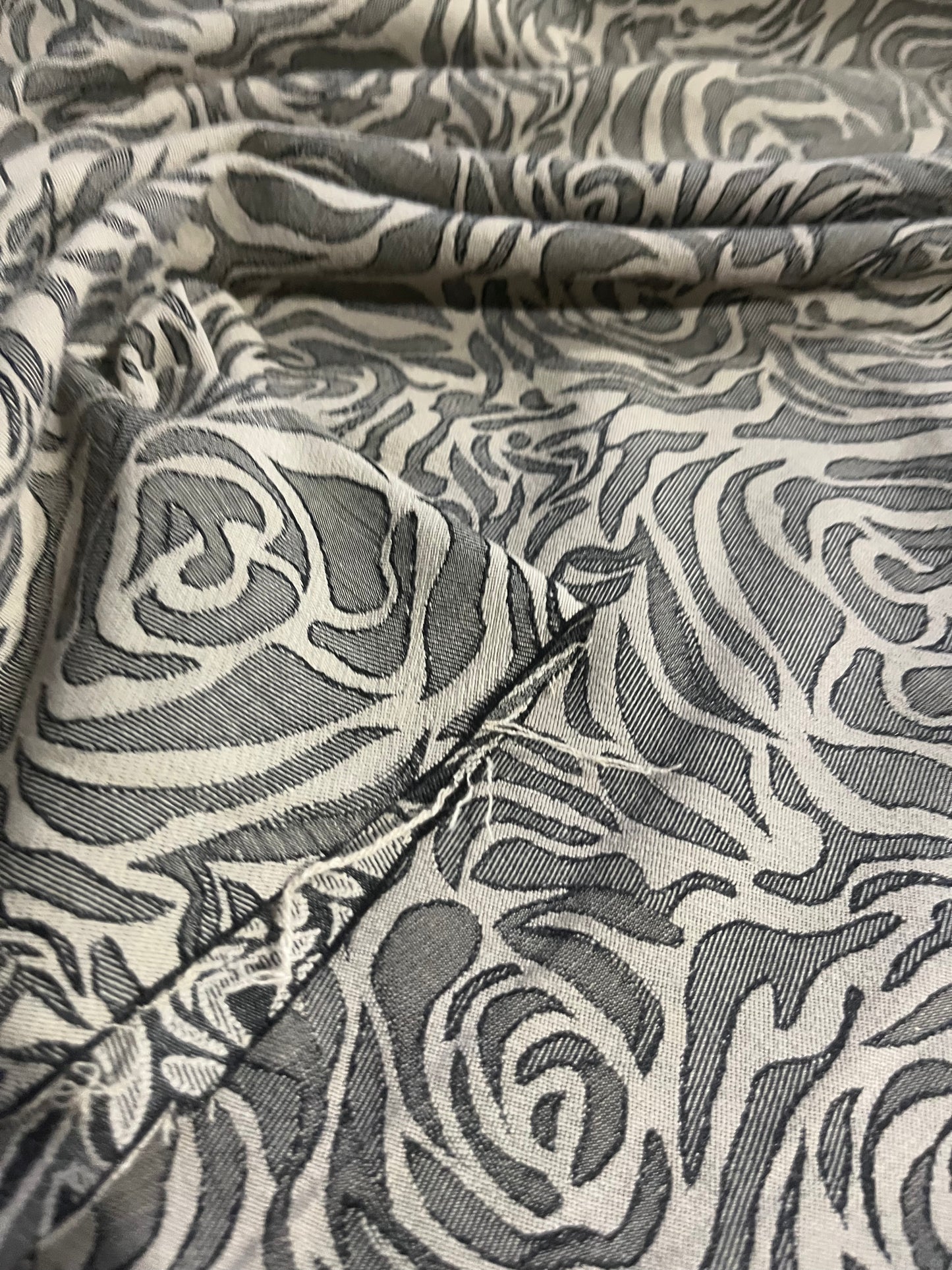 GASPARD 008 cotton stretch beige/black roses