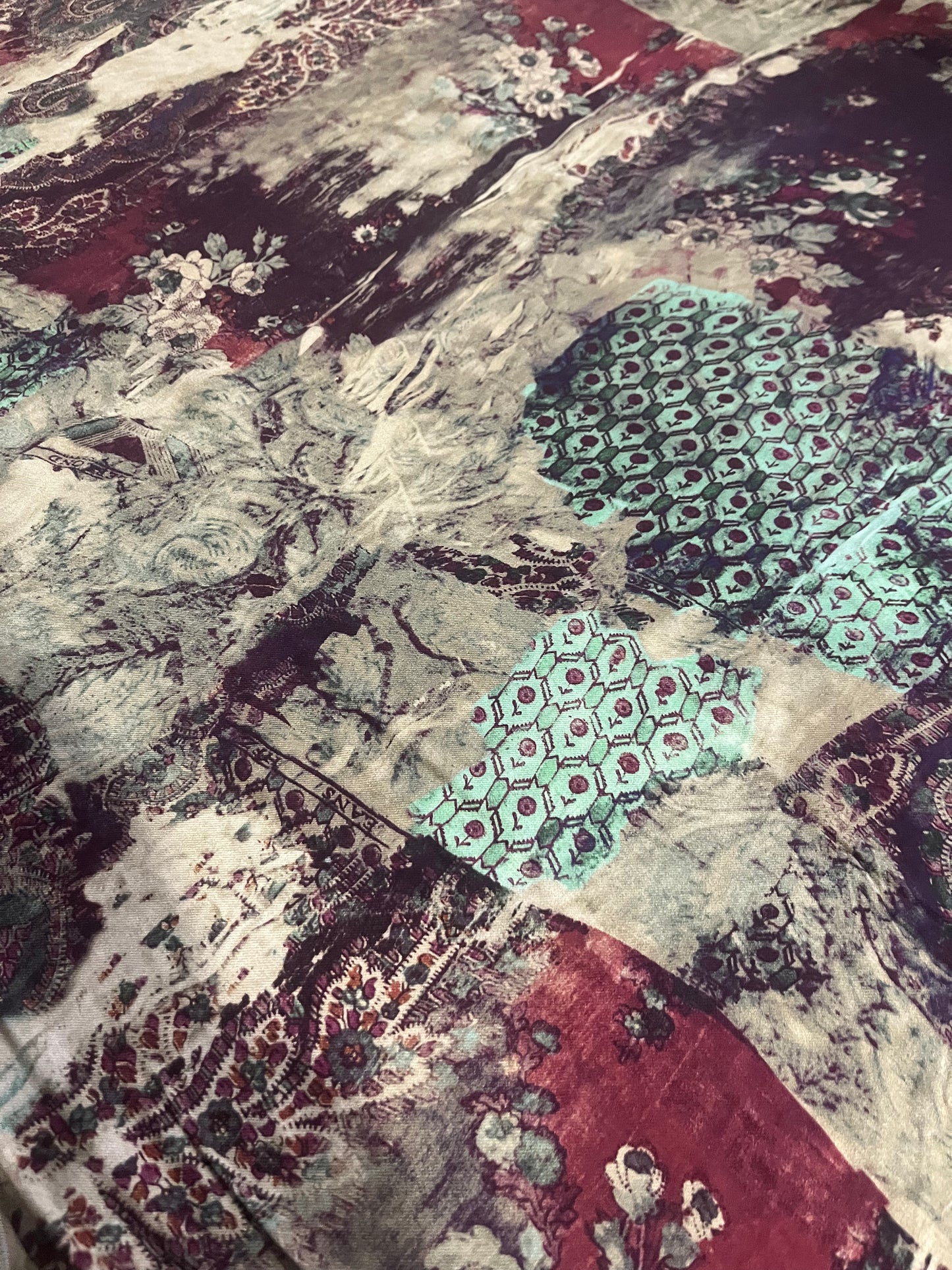 GASPARD 011 twill viscose patchwork print