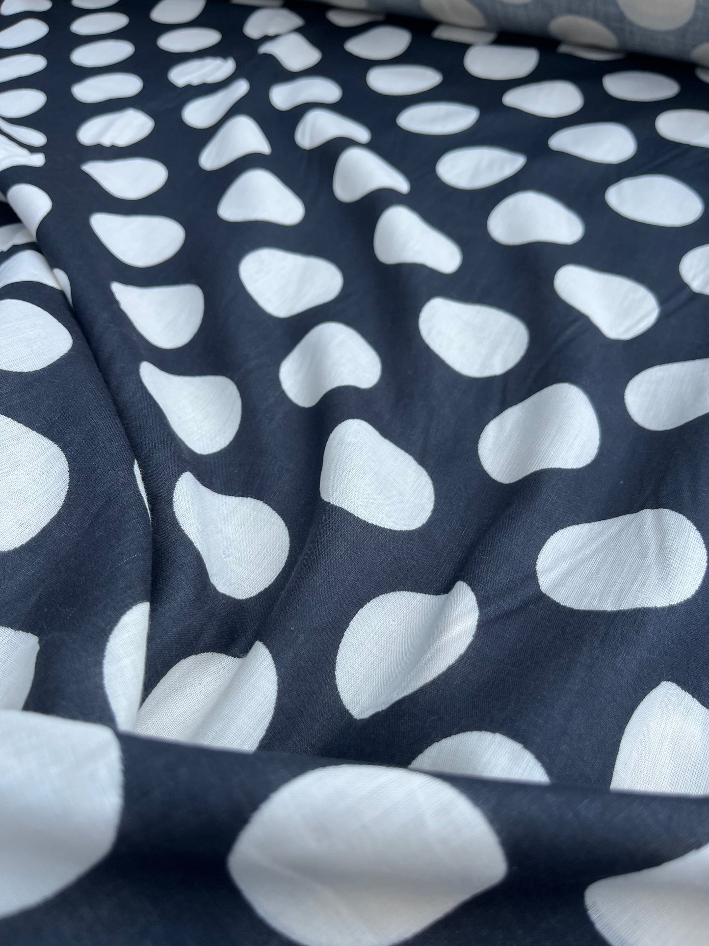 POPOL 022 cotton voile double gaze maxi dots