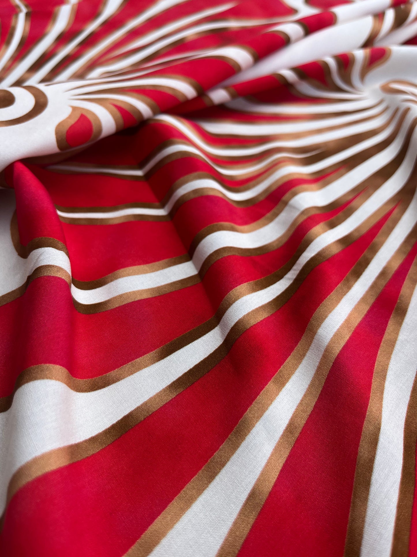 POPOL 028 viscose with red splash print