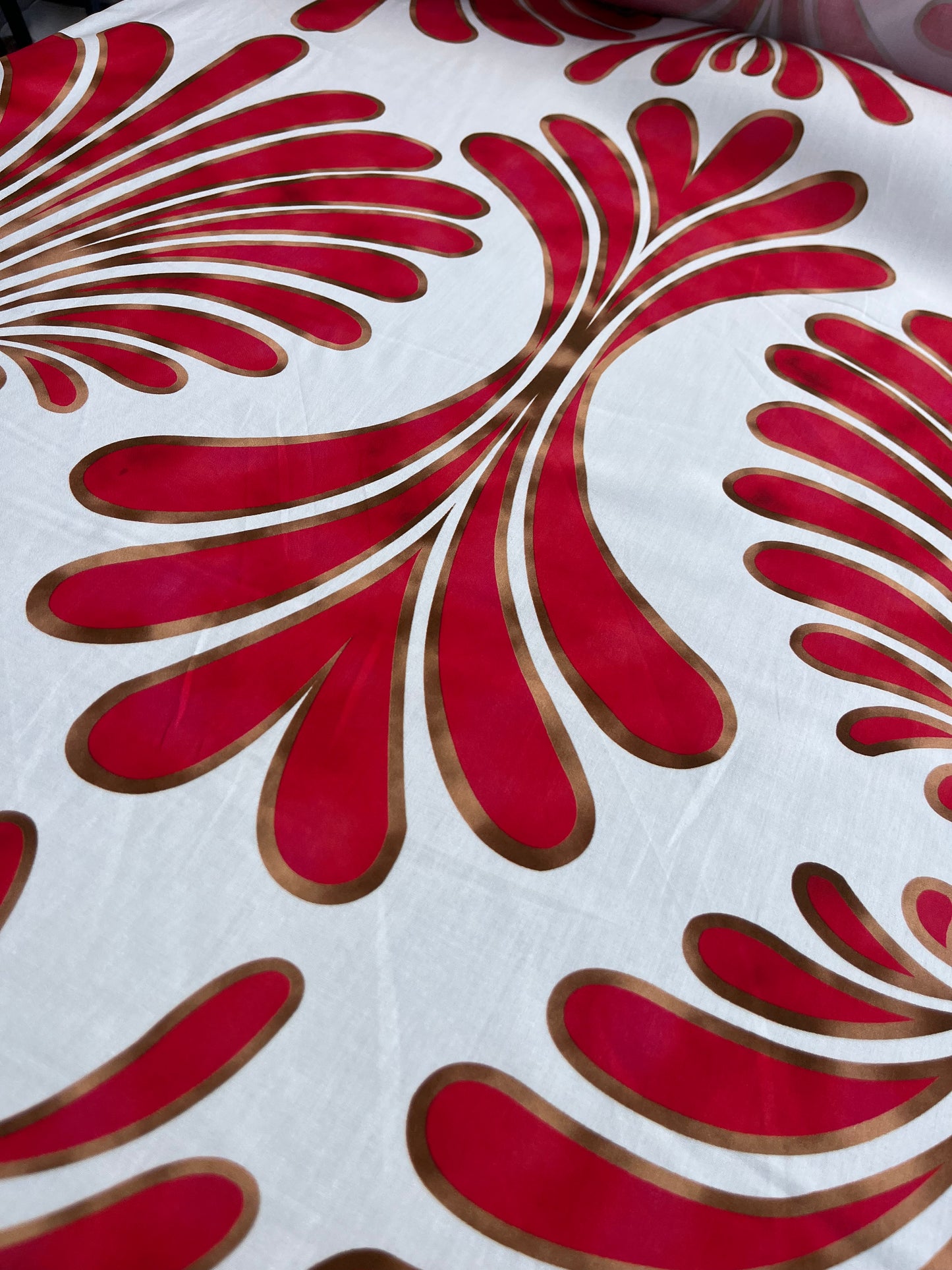 POPOL 028 viscose with red splash print