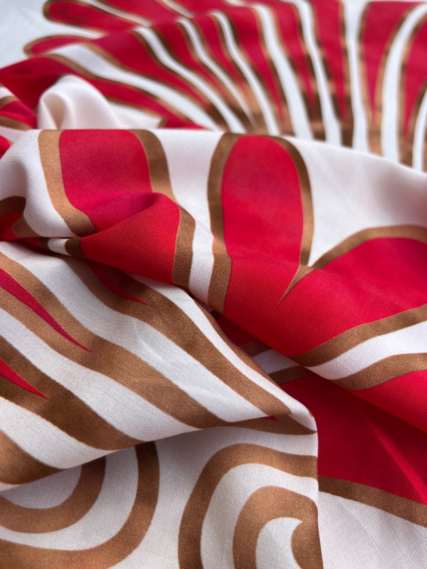 POPOL 028 viscose with red splash print