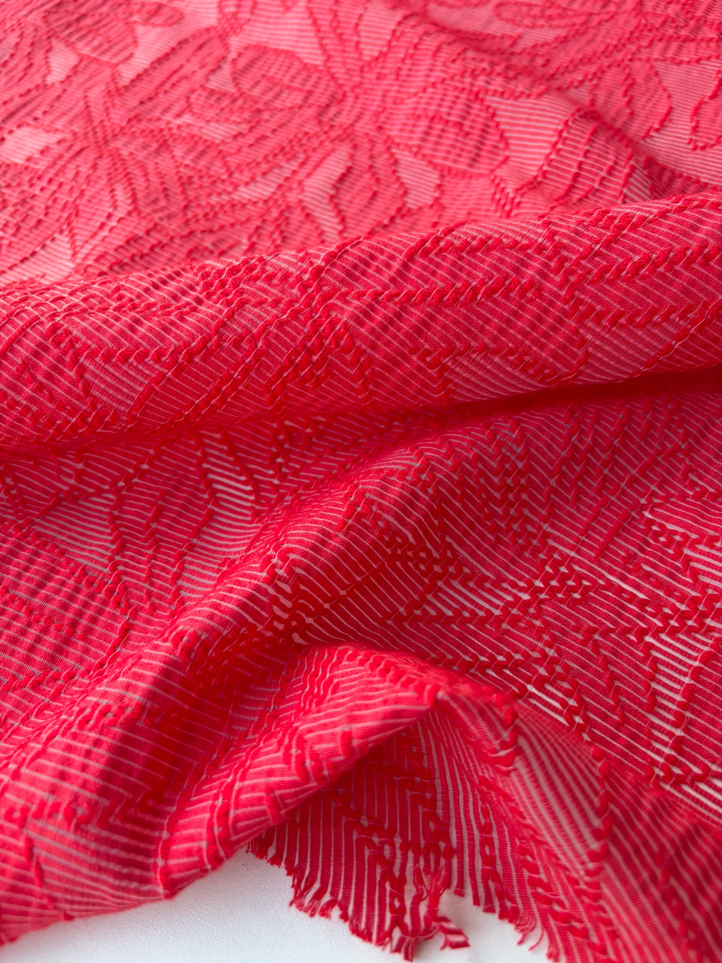 MARGE 030 cotton dévoré fabric red