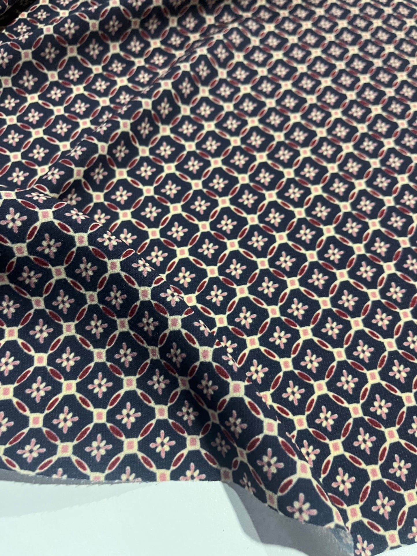 HYACINTHE 020 bubble crêpe navy/red/pink small design