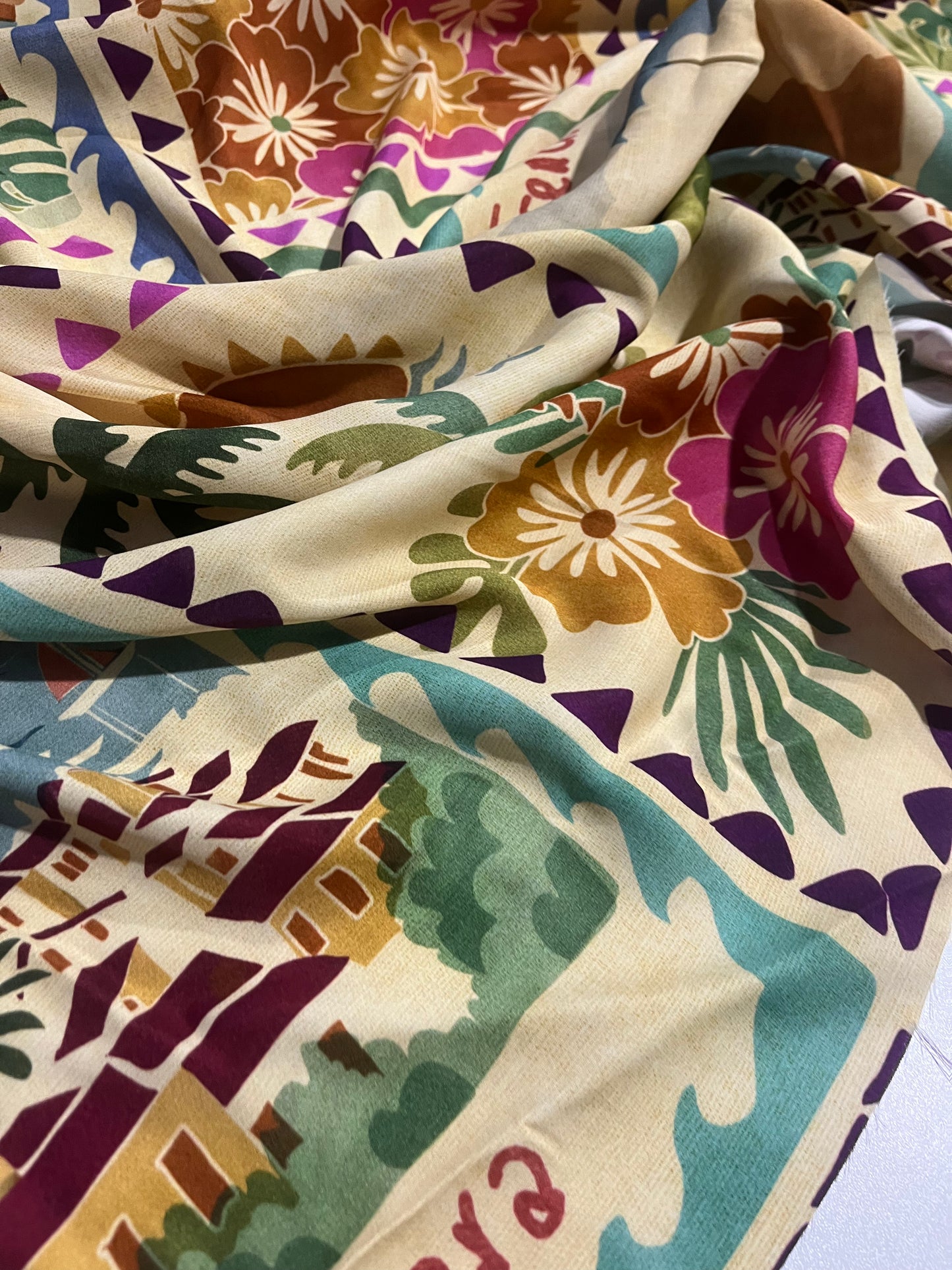 HYACINTHE 022 viscose "French foulard" print