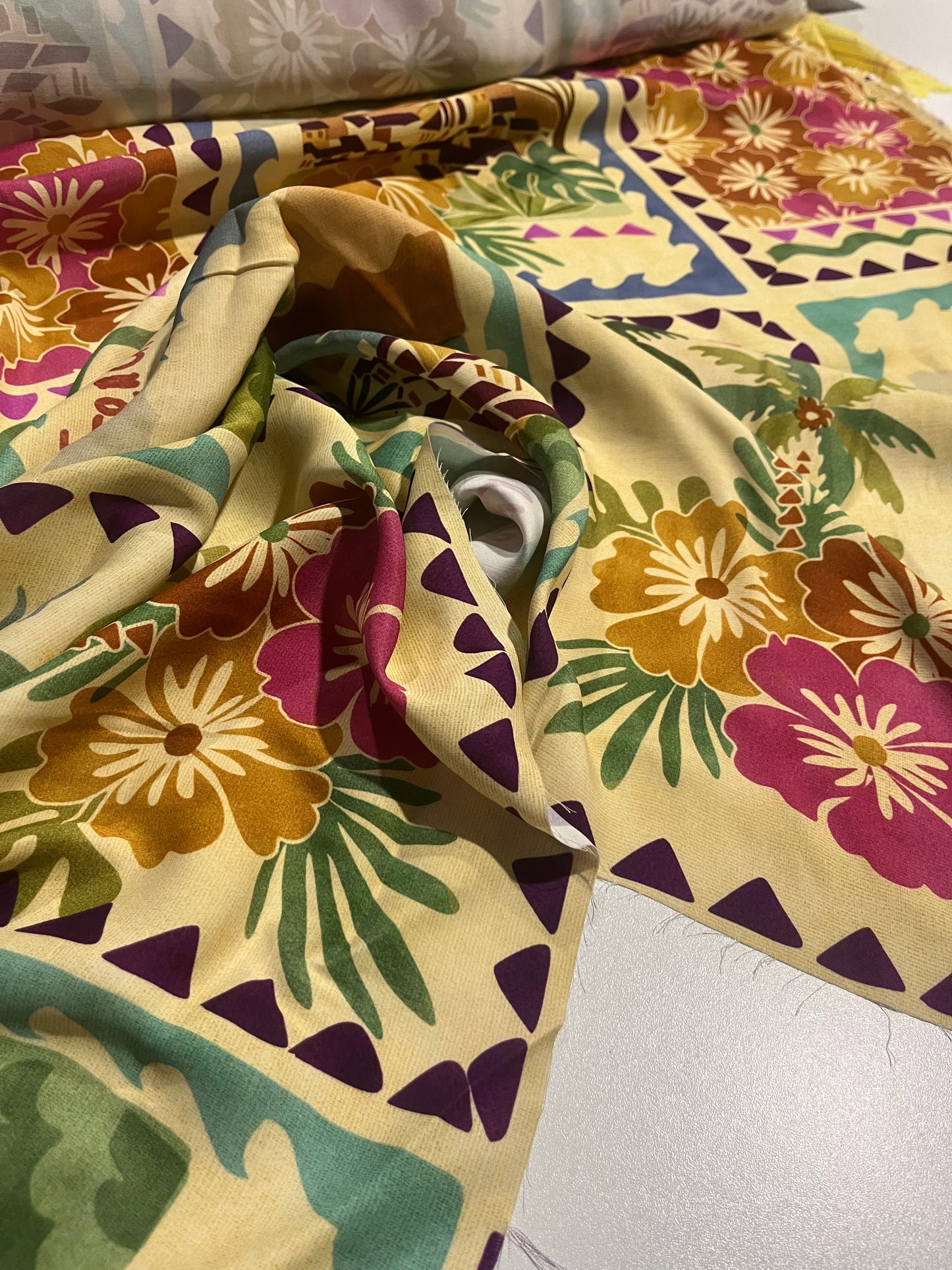 HYACINTHE 022 viscose "French foulard" print