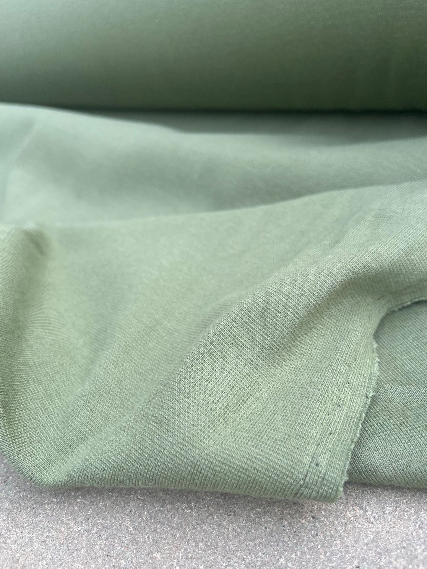 BILLY 001 heavy cotton jerseyavocado