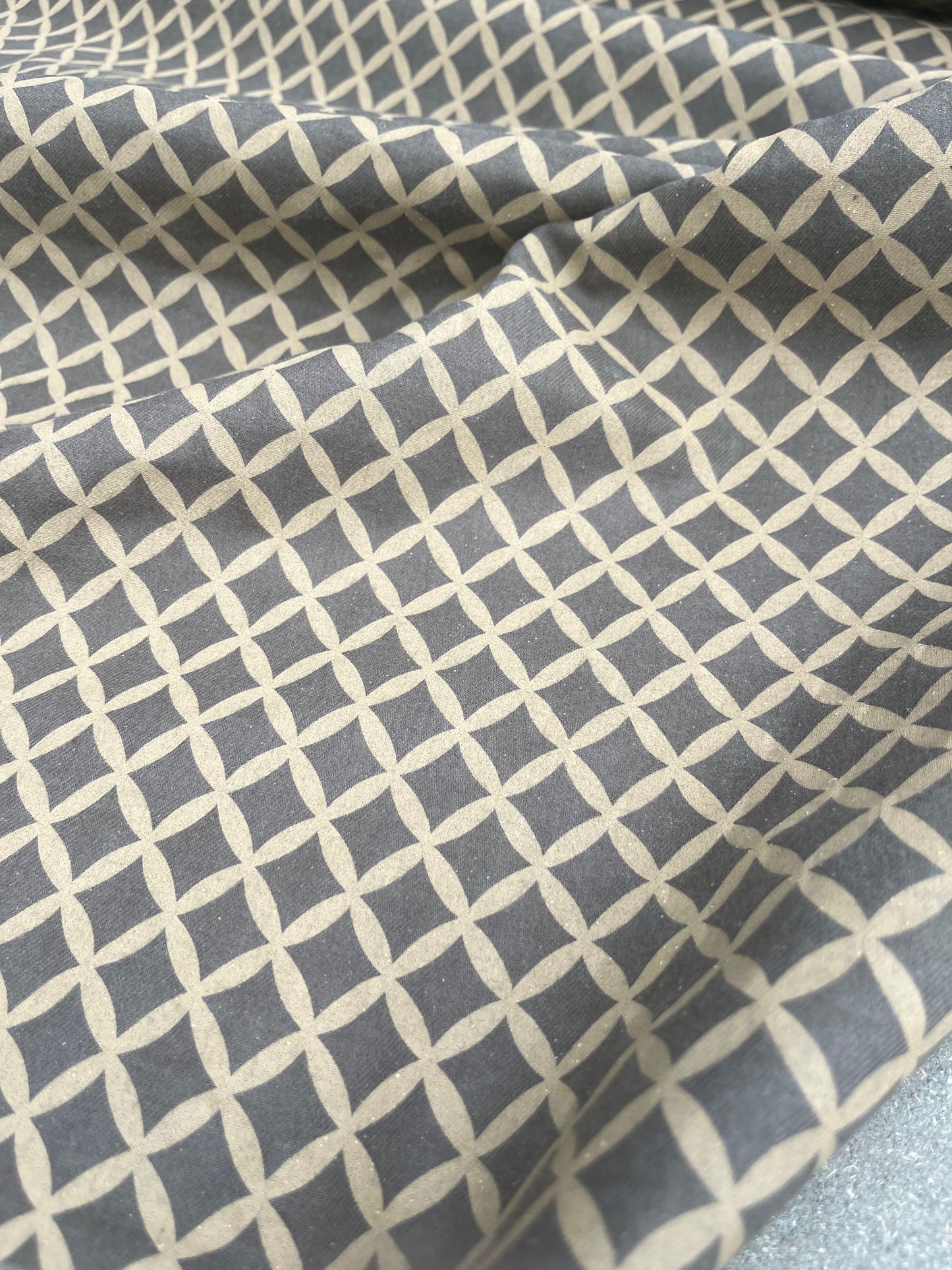 BILLY 002 cotton twill with khaky print