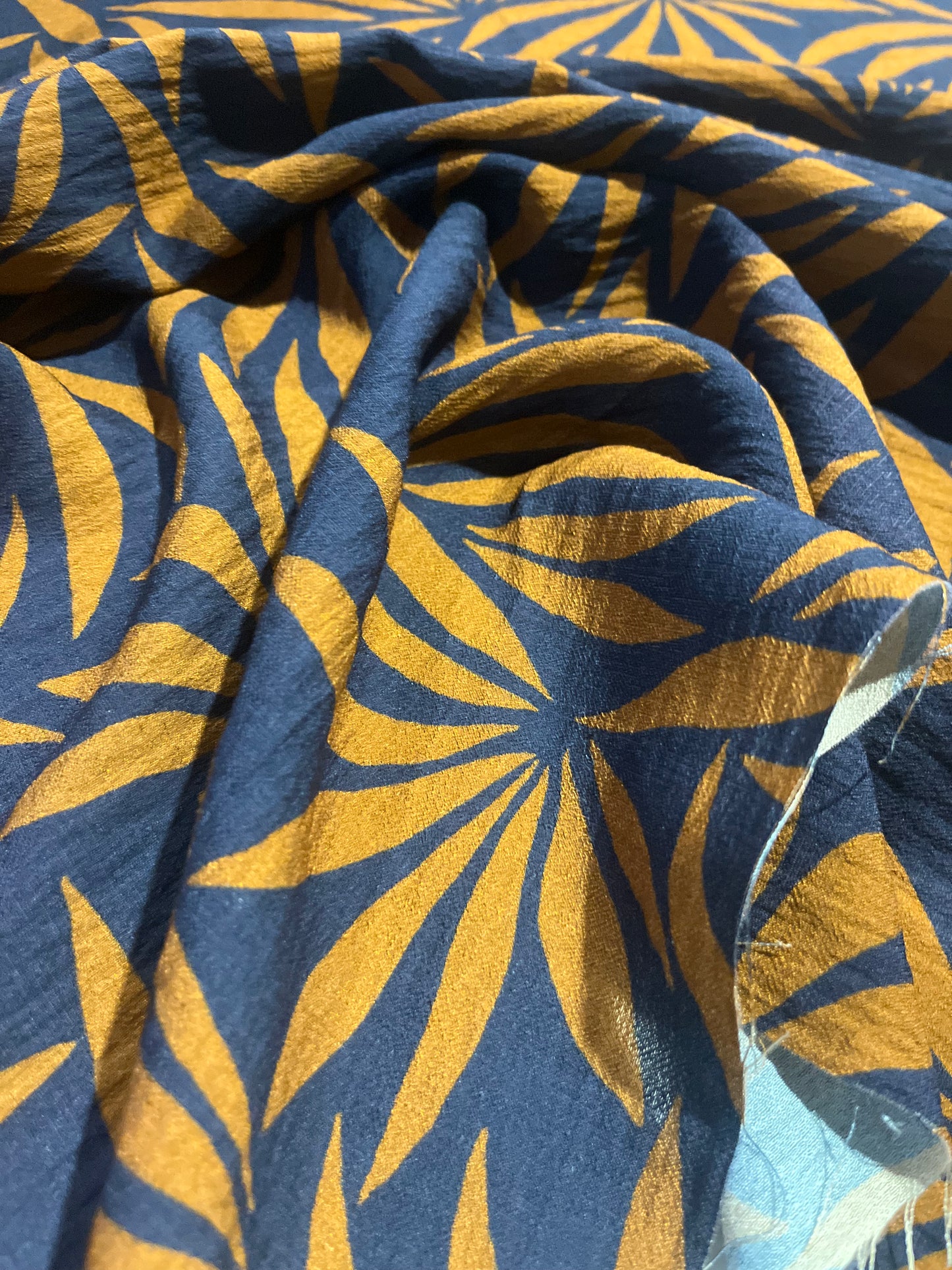 HYACINTHE 027 viscose/polyamide crêpe