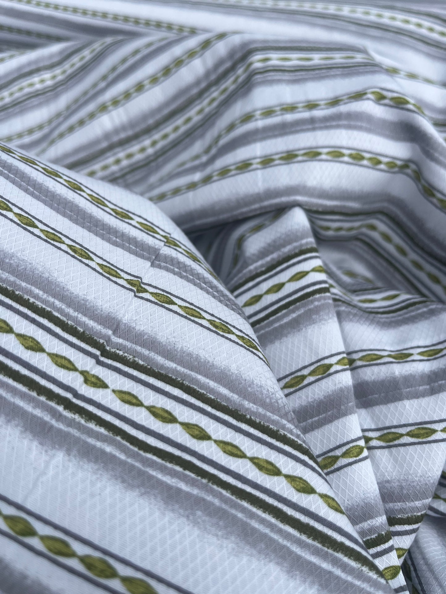 BILLY 007 light cotton jacquard with faded stripes