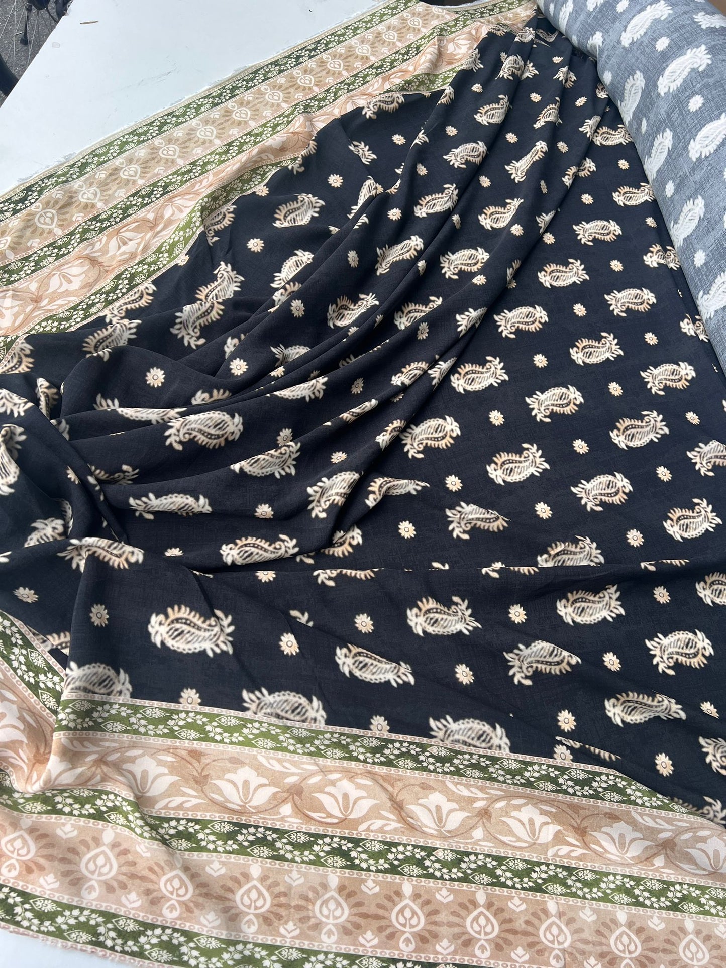 LULU 003 Double Border Paisley Cotton Voile