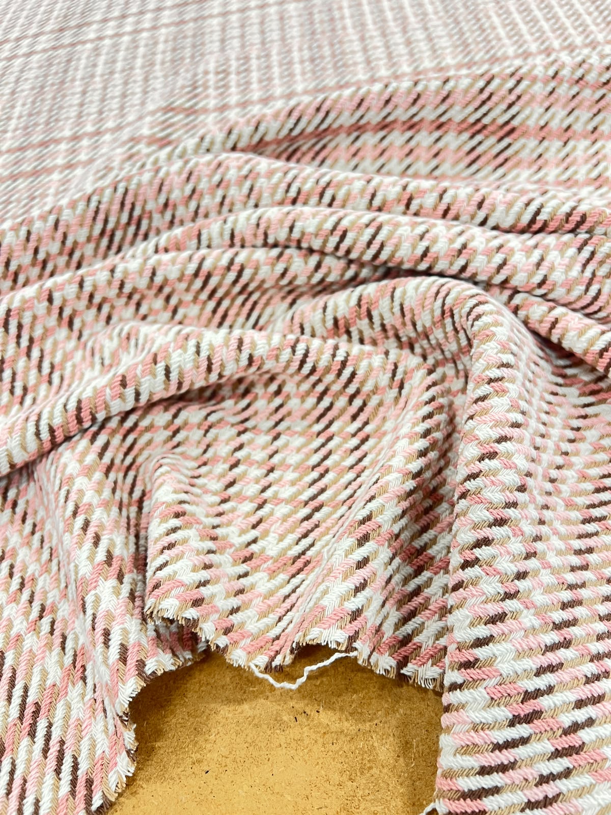 ZOE 001 houndstooth cotton tweed CH*N*L style