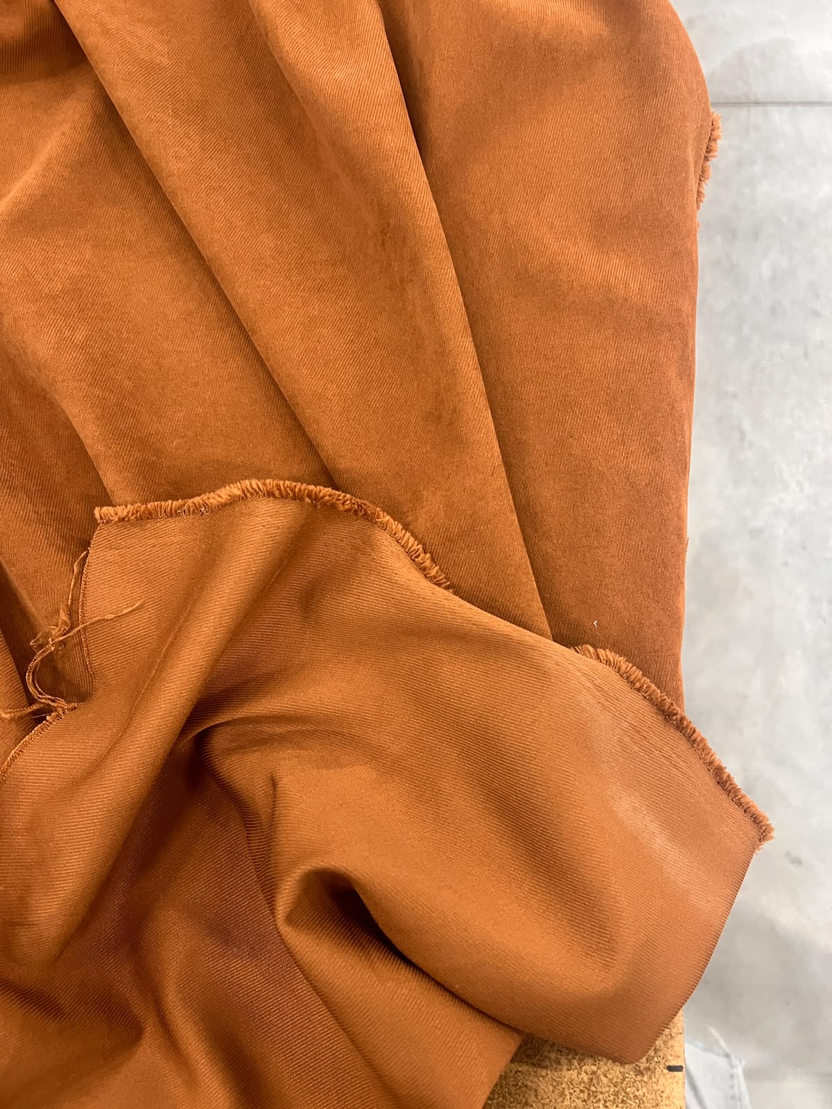 ZOE 043 cognac cotton-blend twill