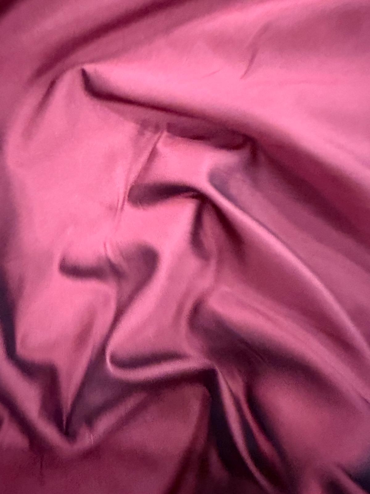 DRACO 033 semi shiny burgundy lightweight taffetas