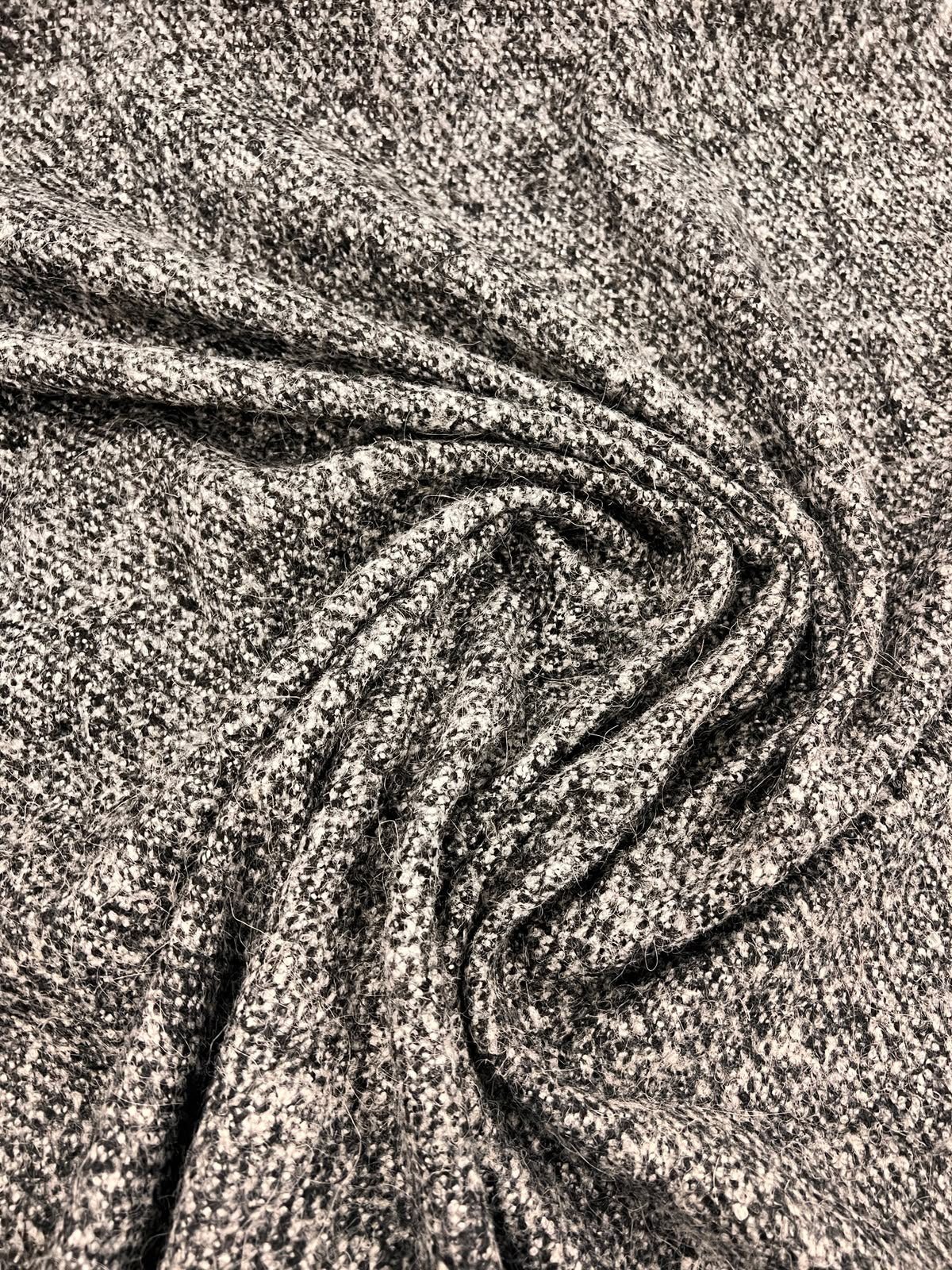 URI 016 heavy wool jersey boucle tweed black & grey