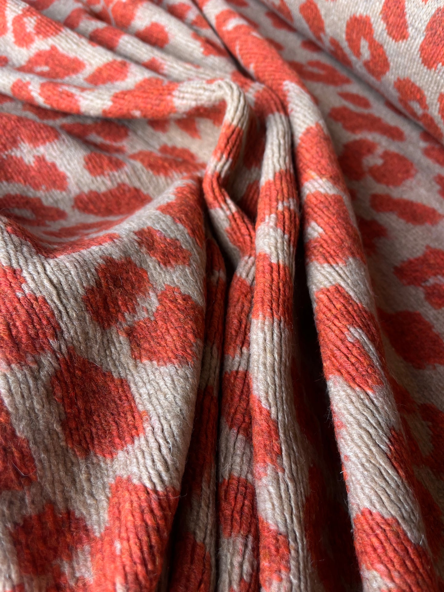 LISA 52 sand/orange animalier heavy boiled wool