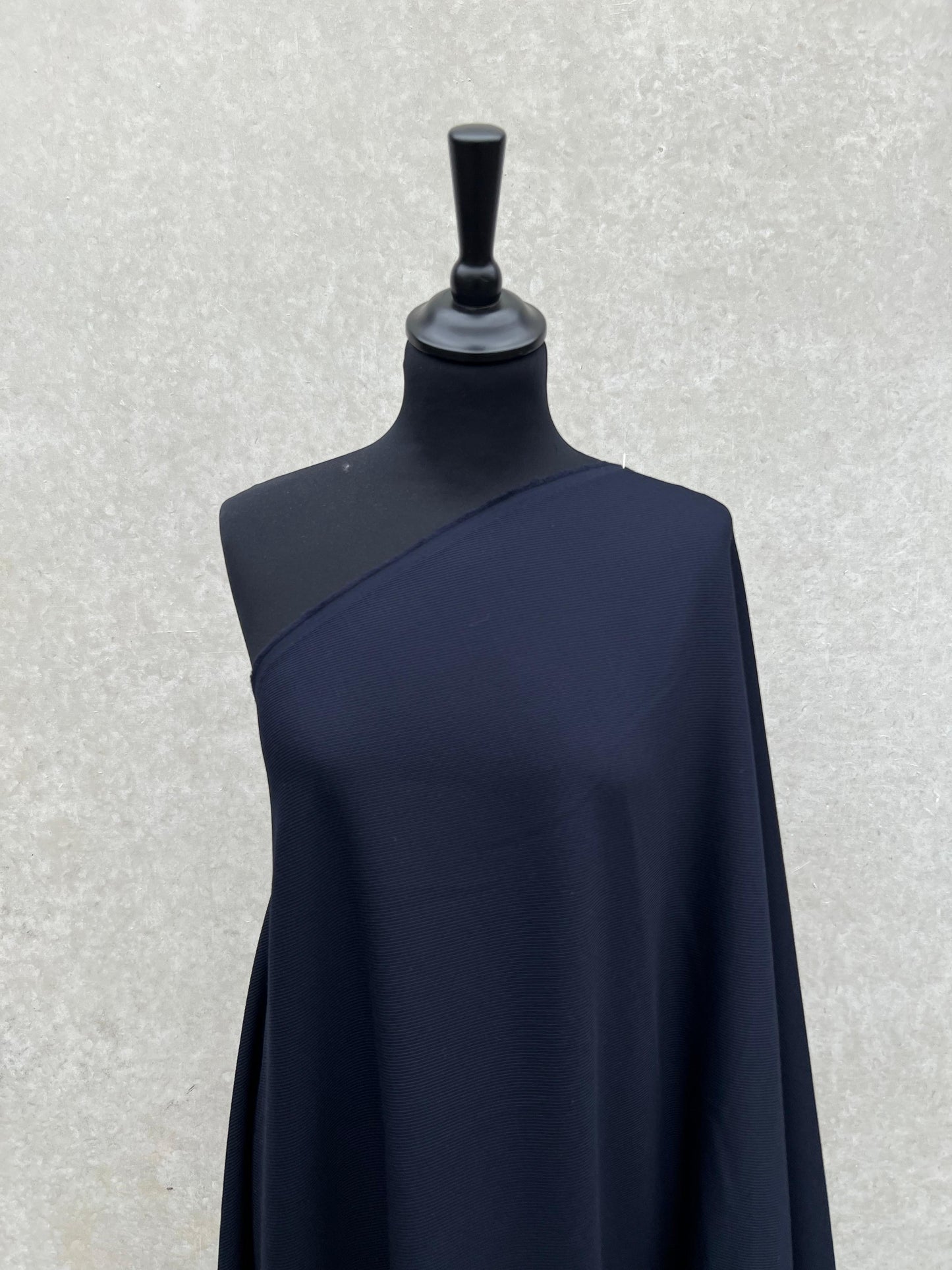 PREM10037 wool viscose tricotine navy Loro Piana