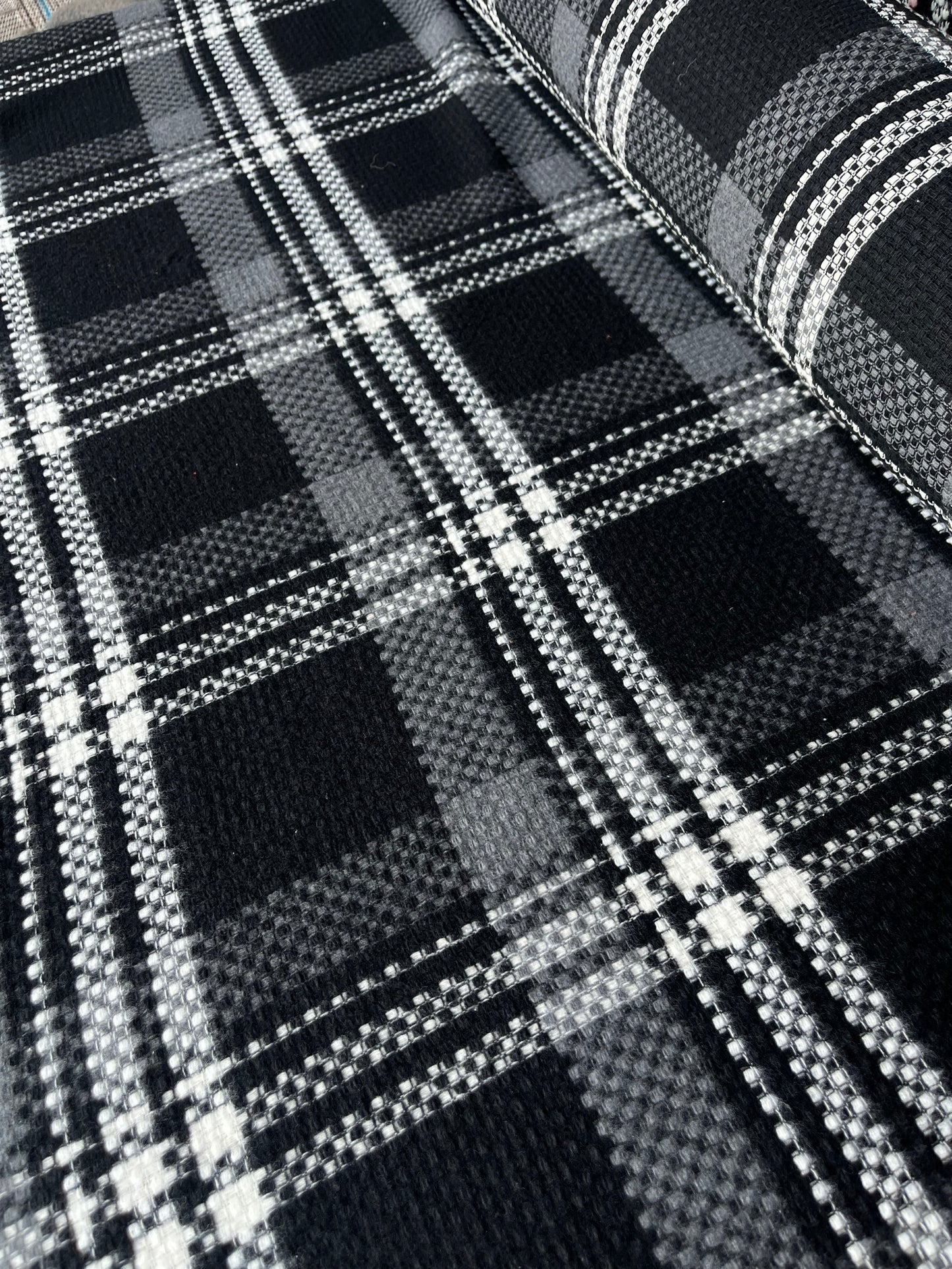 LISA 034 black White checkered heavy cotton