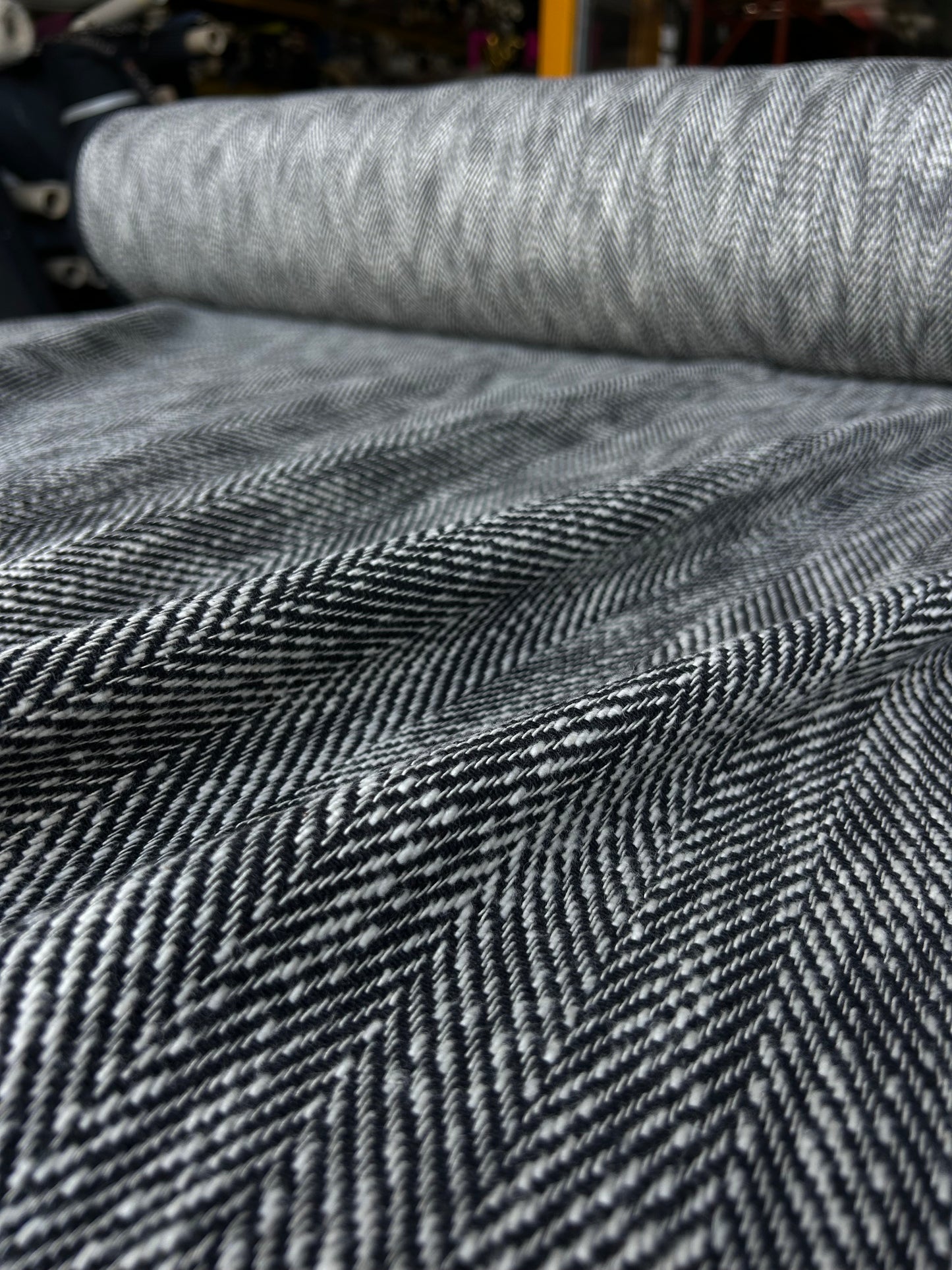 LISA 064 heavy Cotton tweed herringbone
