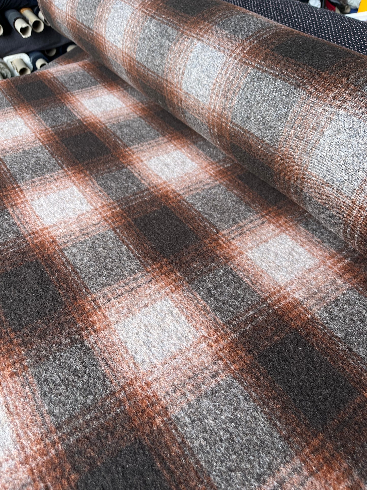 LISA 055 heavy boiled wool brown/grey/orange check