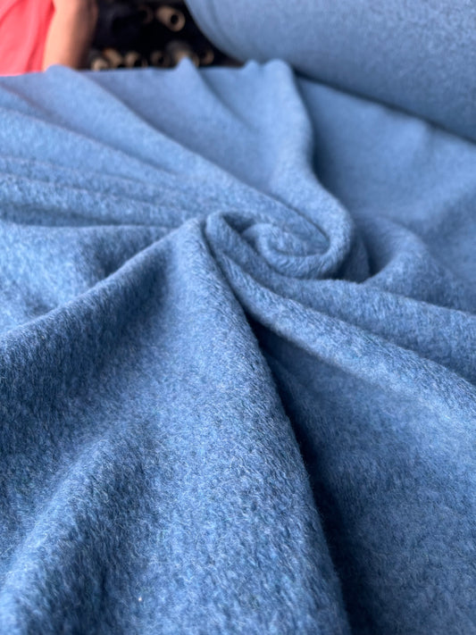 LISA 057 heavy boiled wool blue