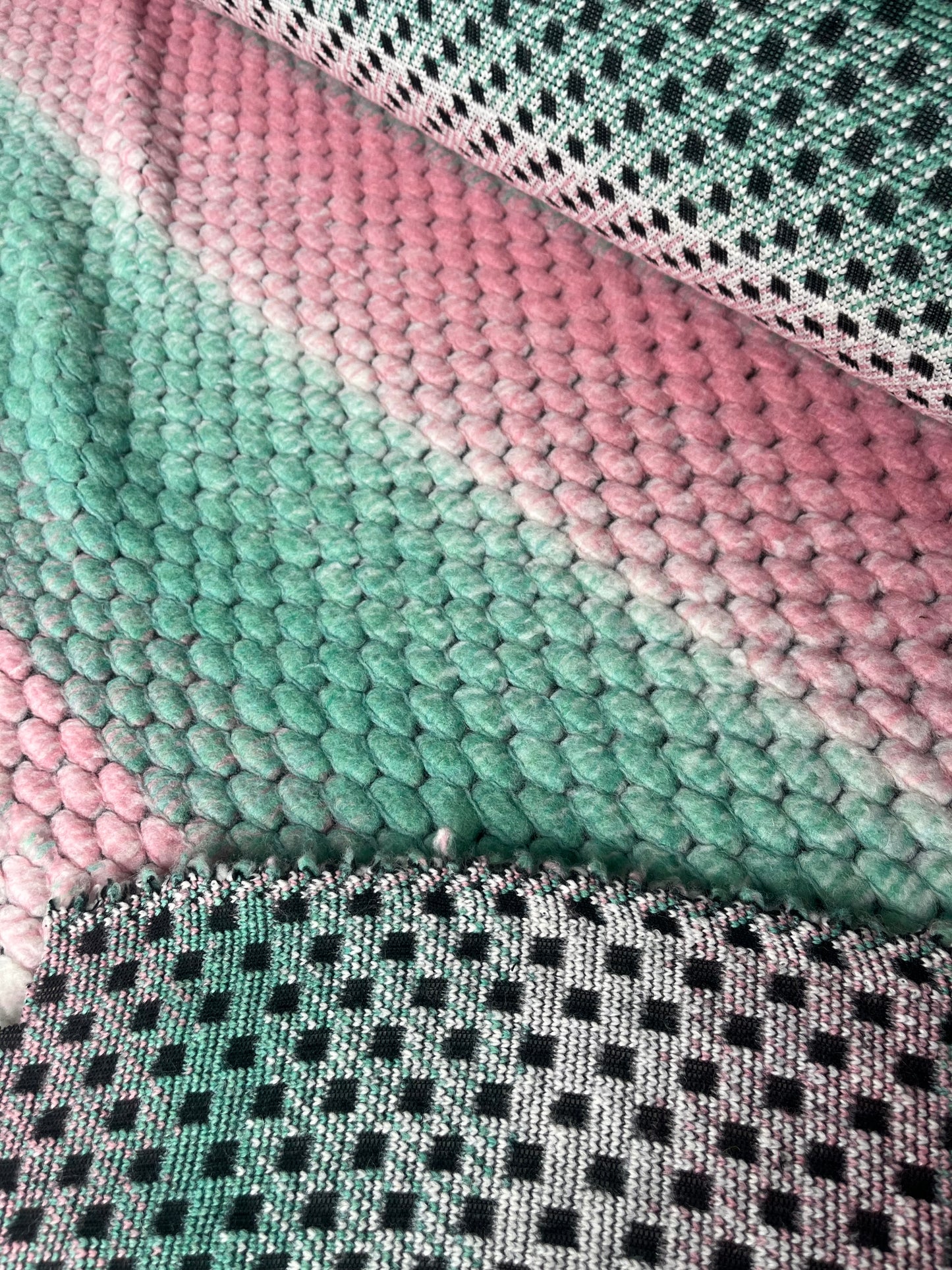 LISA 004  pink/green tie dye stripes heavy boiled wool bouclette