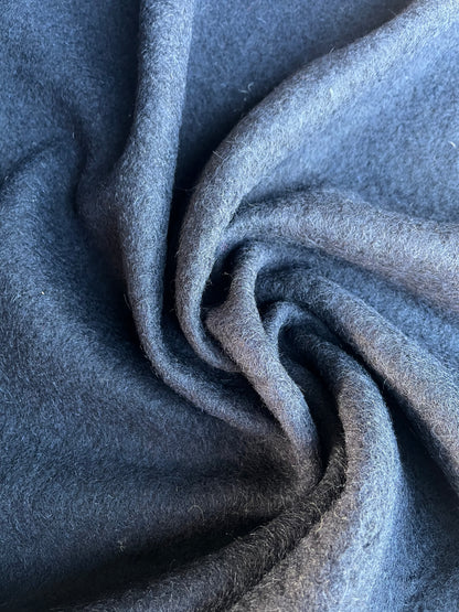 LISA 019 boiled wool dark navy