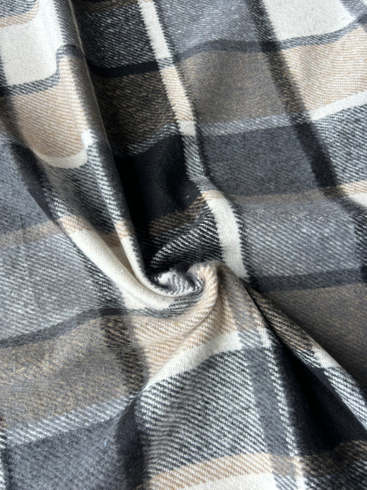 LISA 069  brown/ecru/black checkered heavy cotton