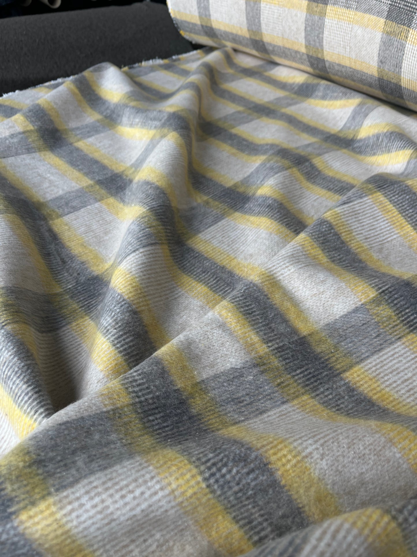 LISA 046 grey/yellow/ecru checkered heavy cotton