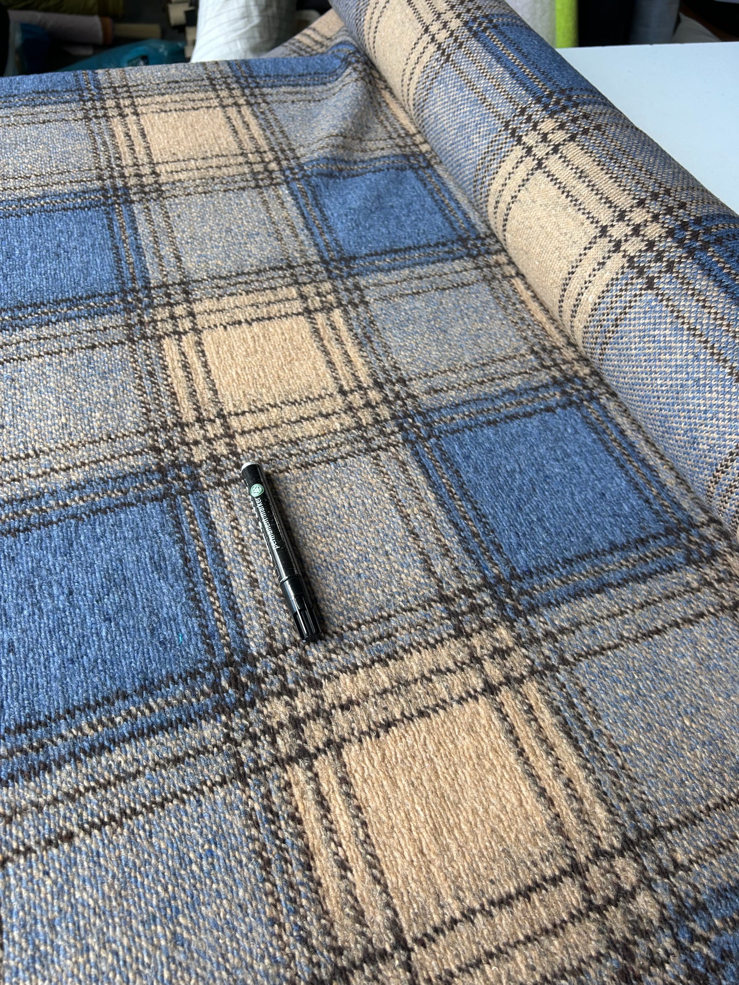 LISA 070 camel/blue heavy boiled wool check