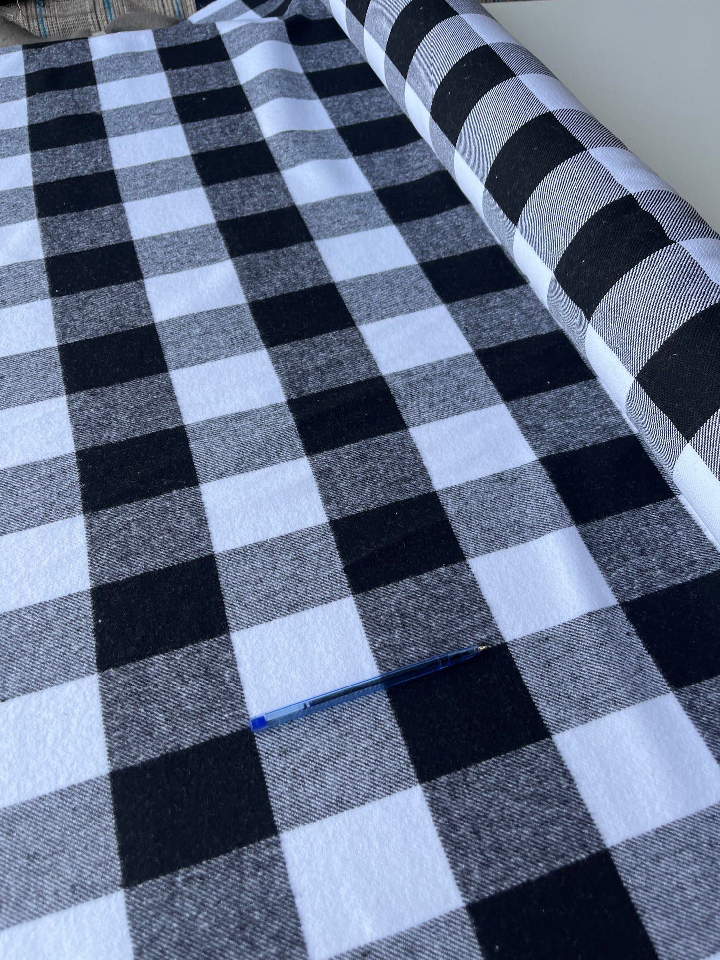 LISA 035 black White  checkered heavy cotton flannel